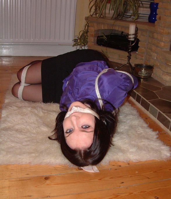 Tied Sexy Beauties 432