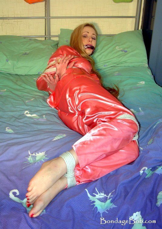 Tied Sexy Beauties 435