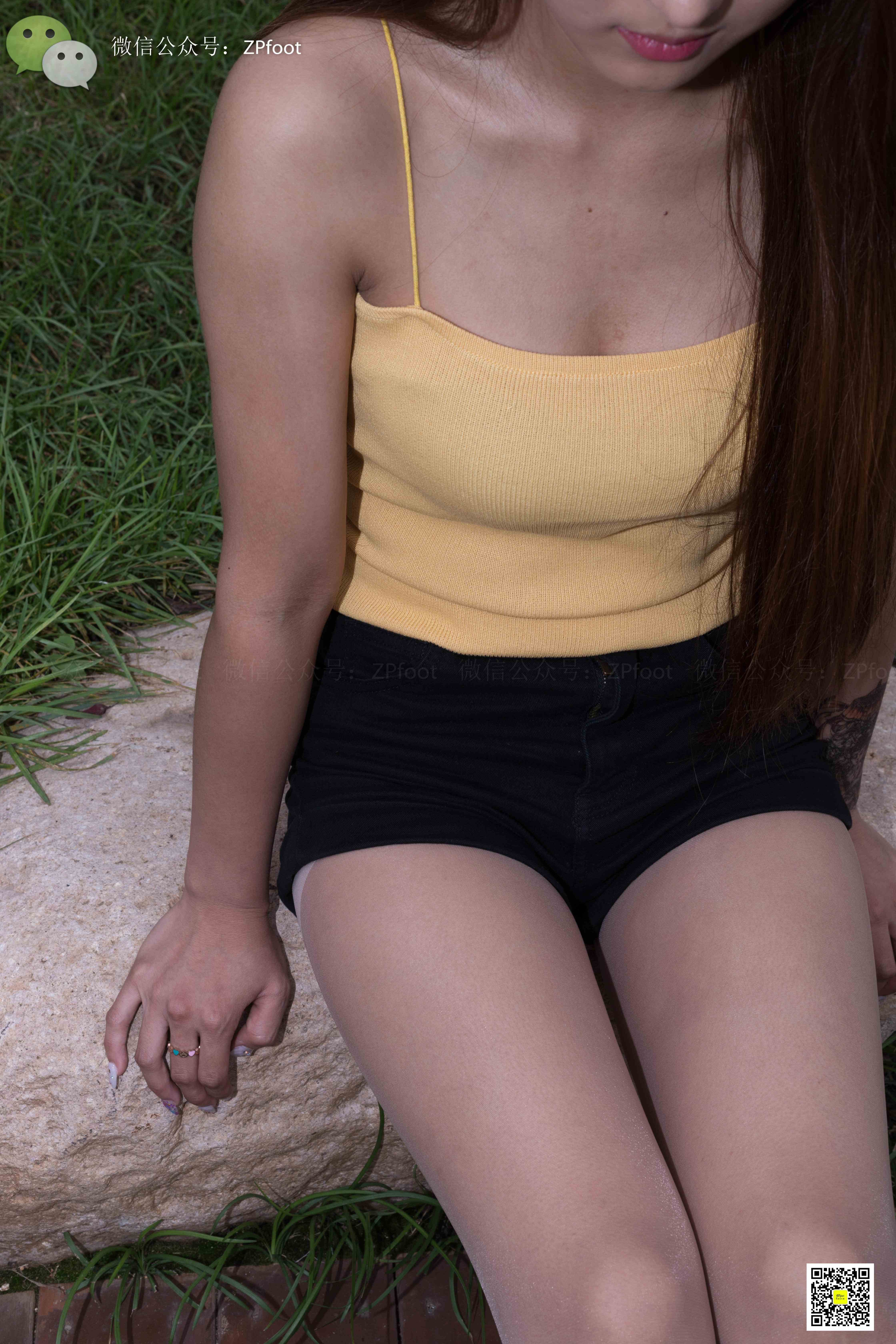 China Beauty Legs and feet 1146