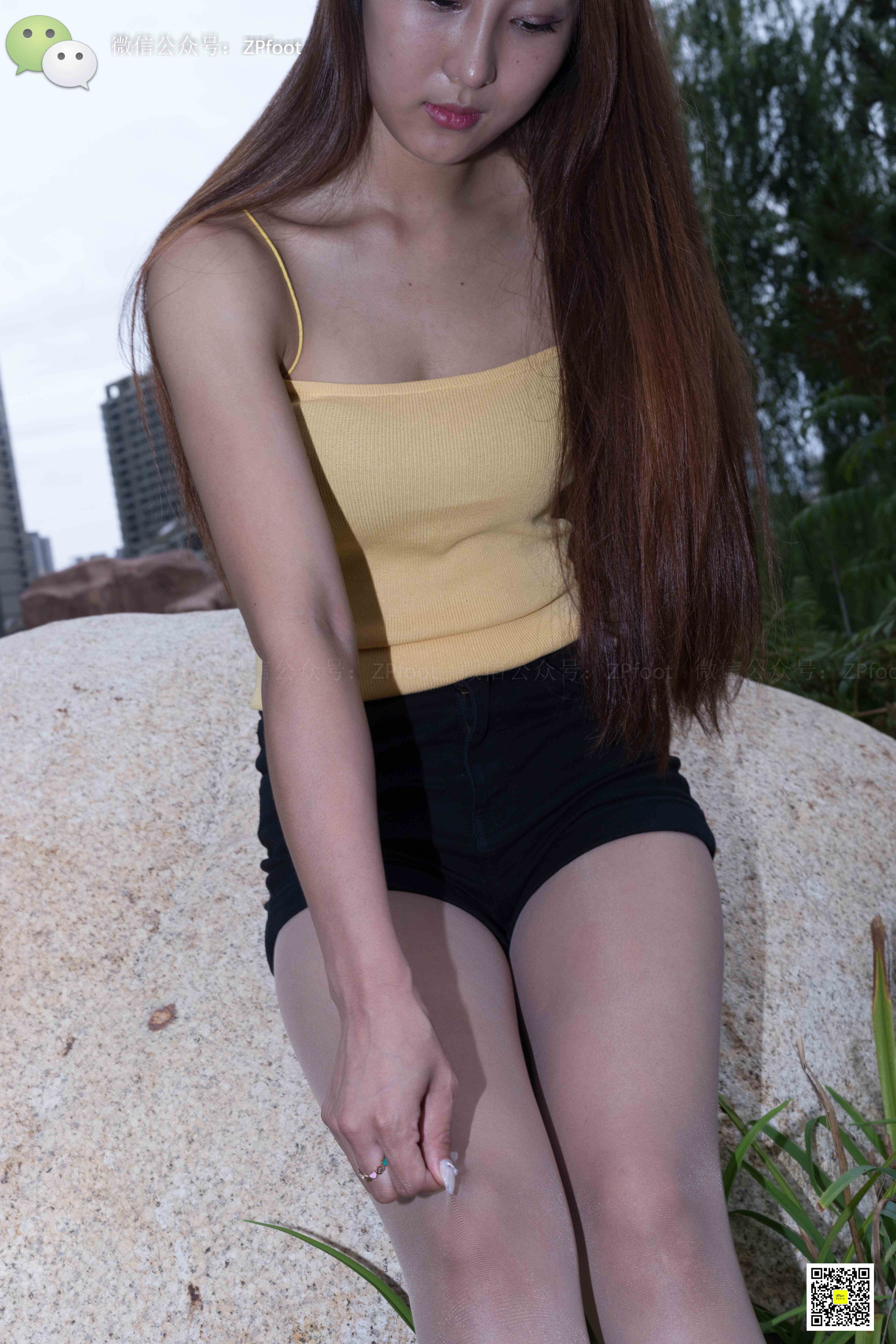 China Beauty Legs and feet 1146