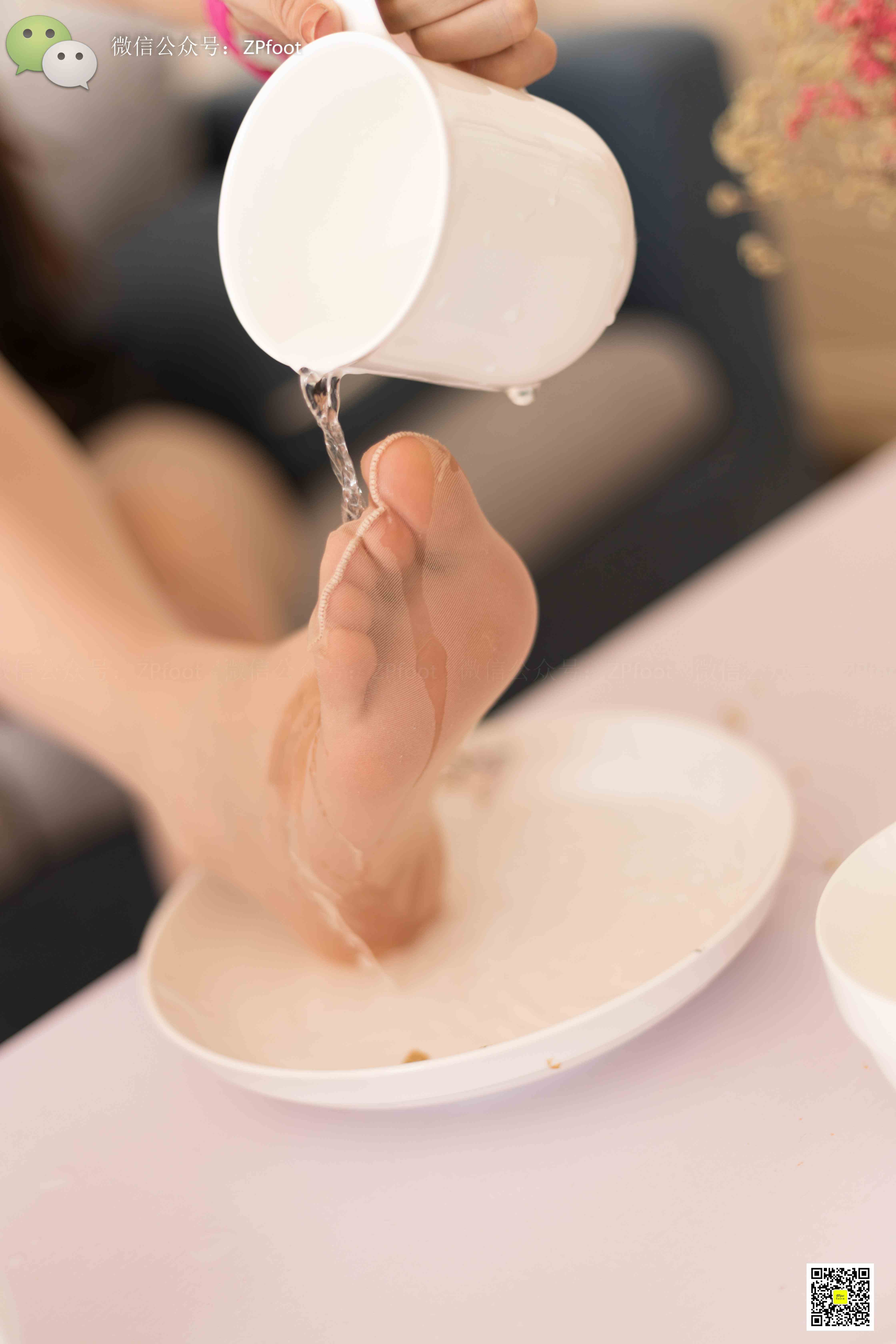 China Beauty Legs and feet 1150