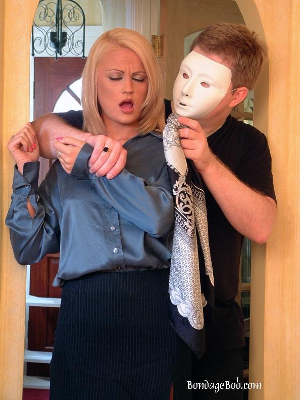 Tied Sexy Beauties 455-1