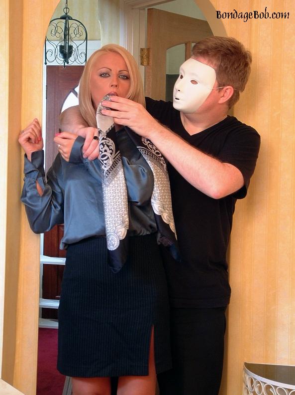 Tied Sexy Beauties 455-1