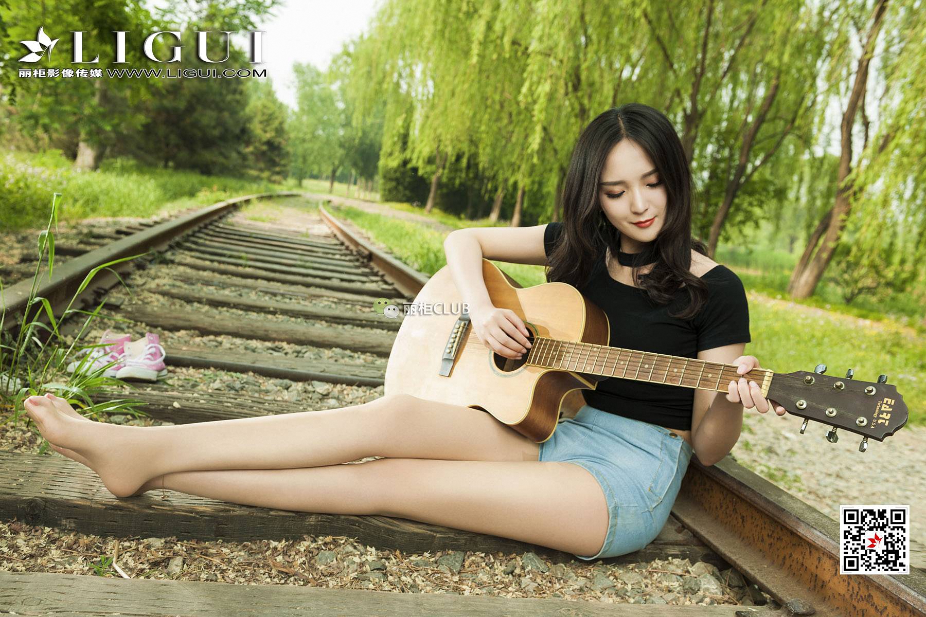 pretty lady dirty feet 78