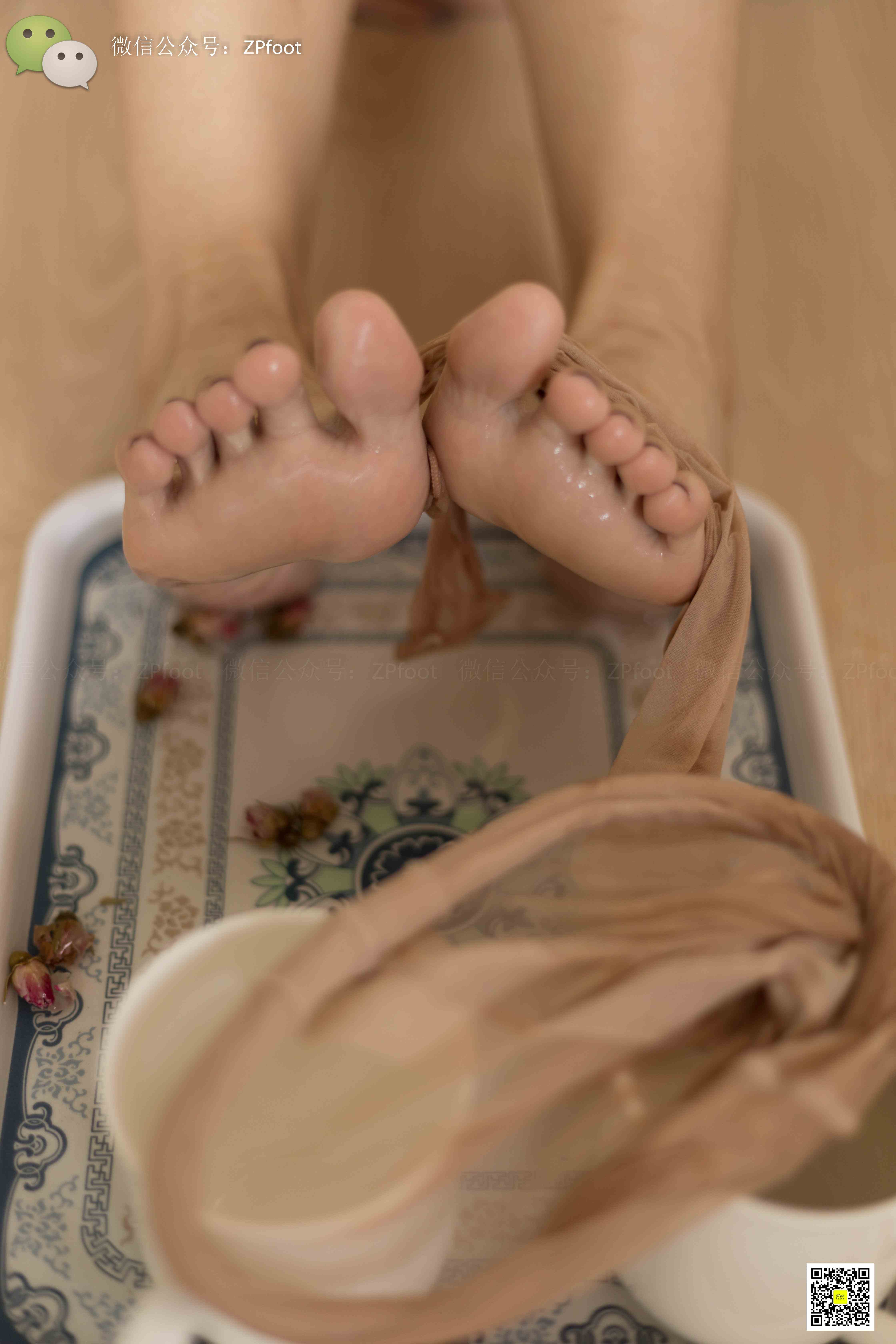 China Beauty Legs and feet 1153