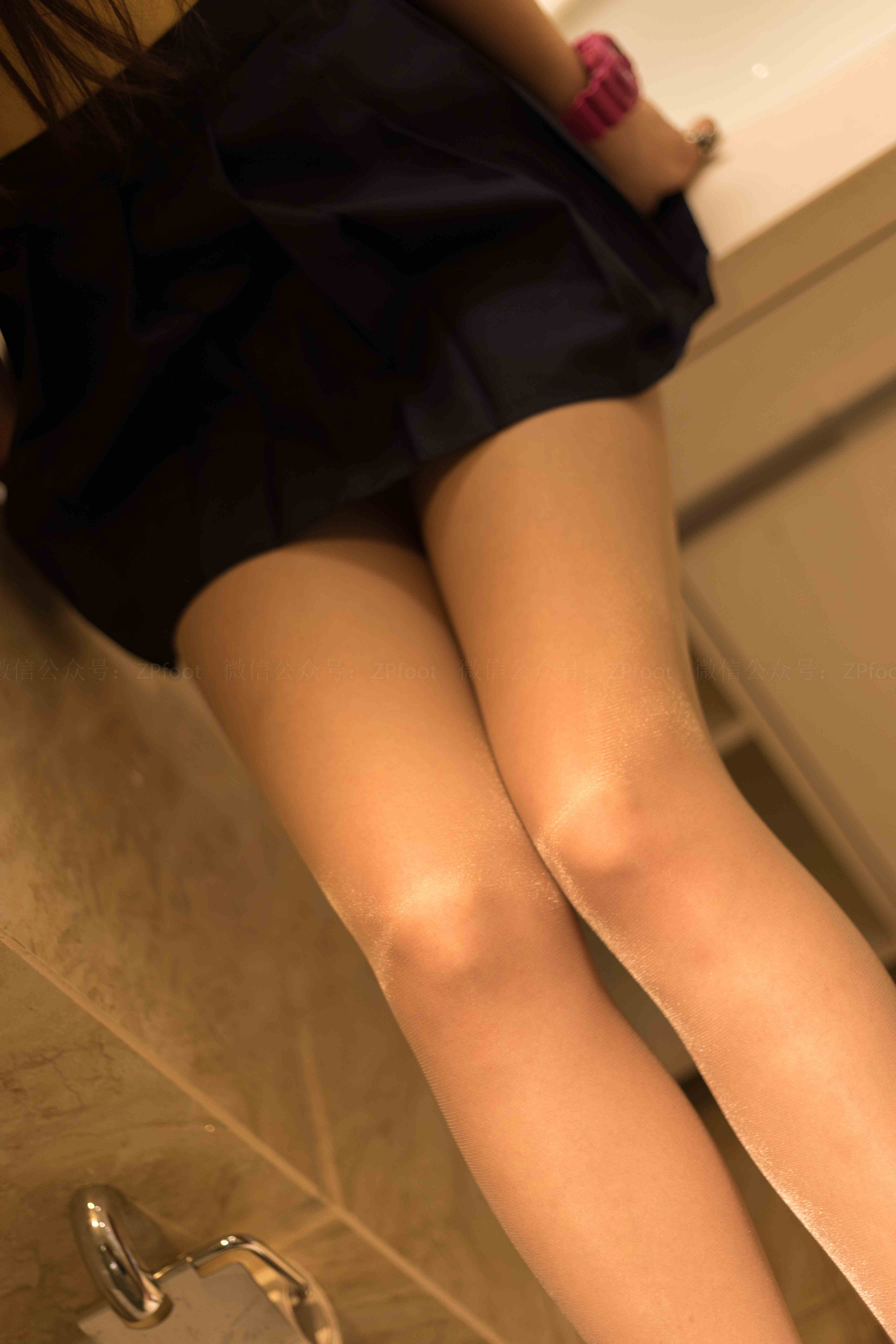 China Beauty Legs and feet 1154