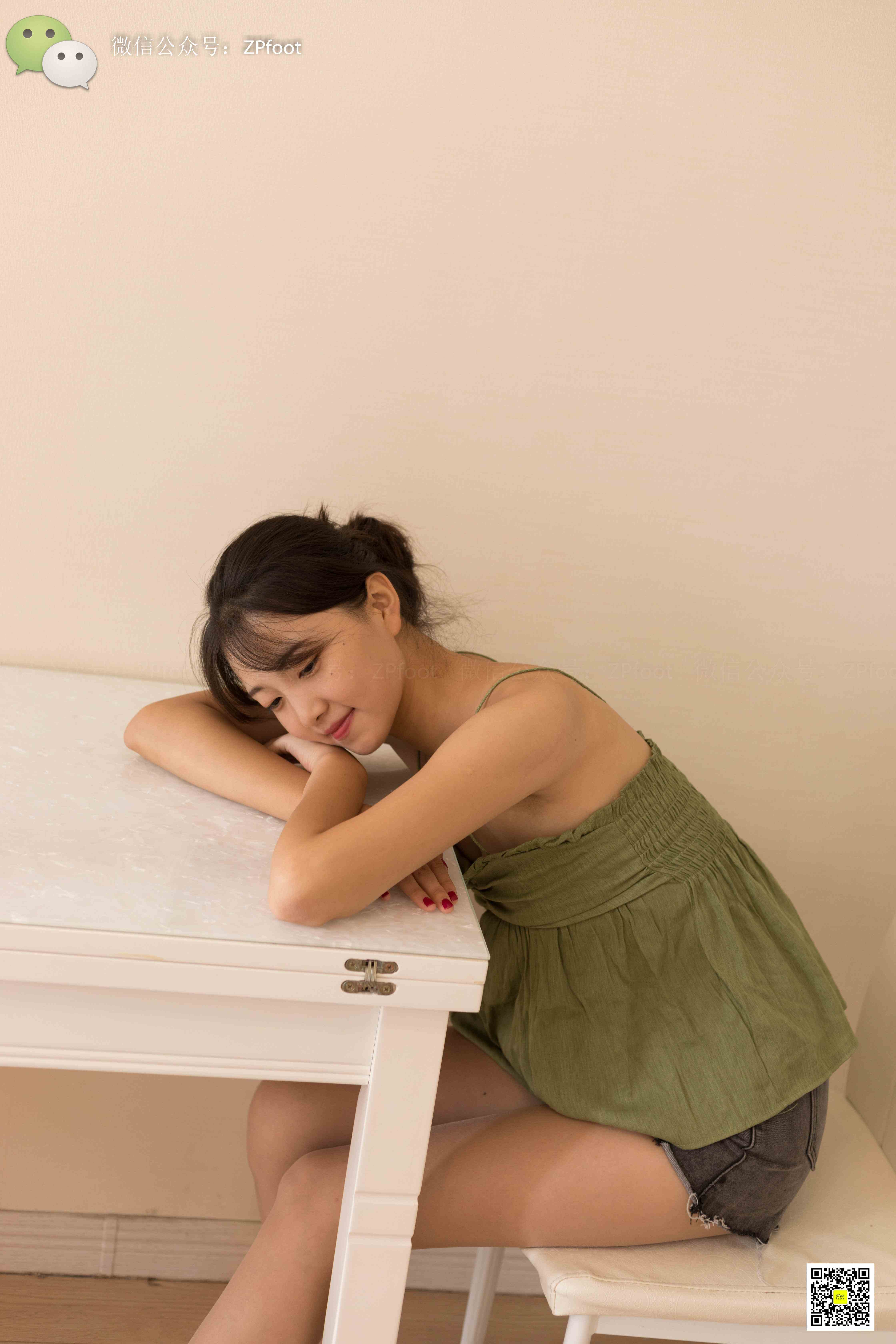 China Beauty Legs and feet 1155