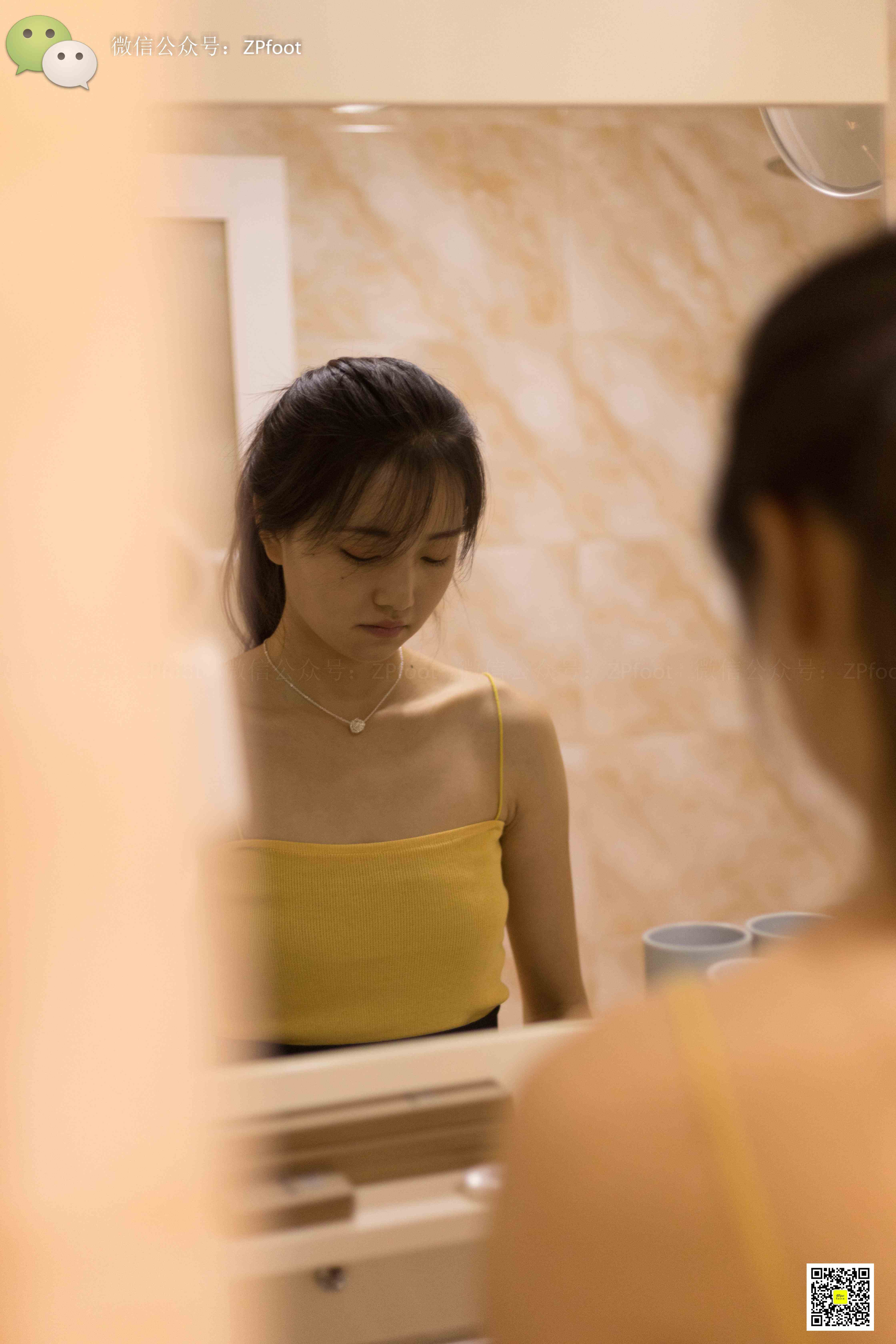 China Beauty Legs and feet 1156