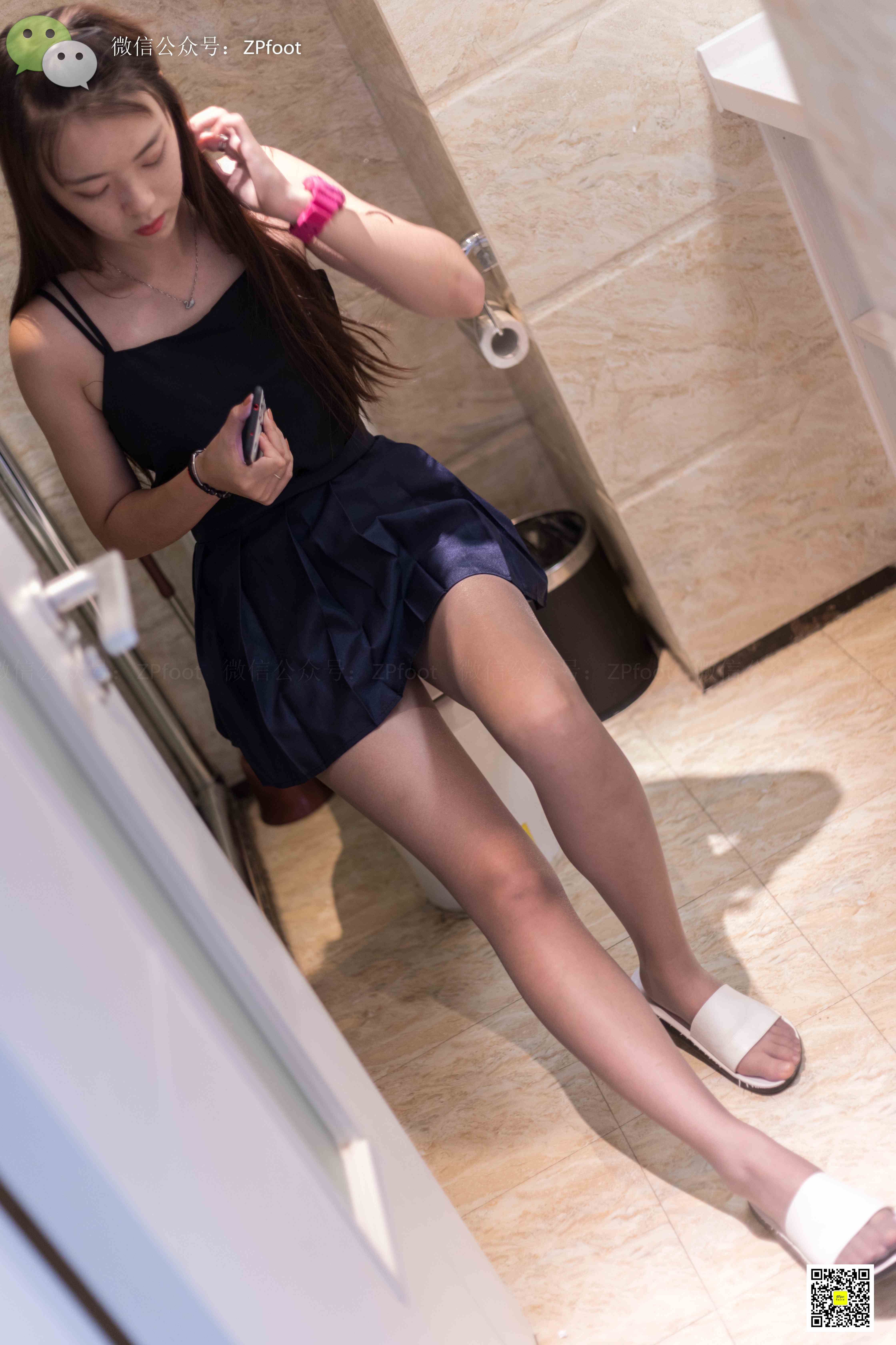 China Beauty Legs and feet 1157