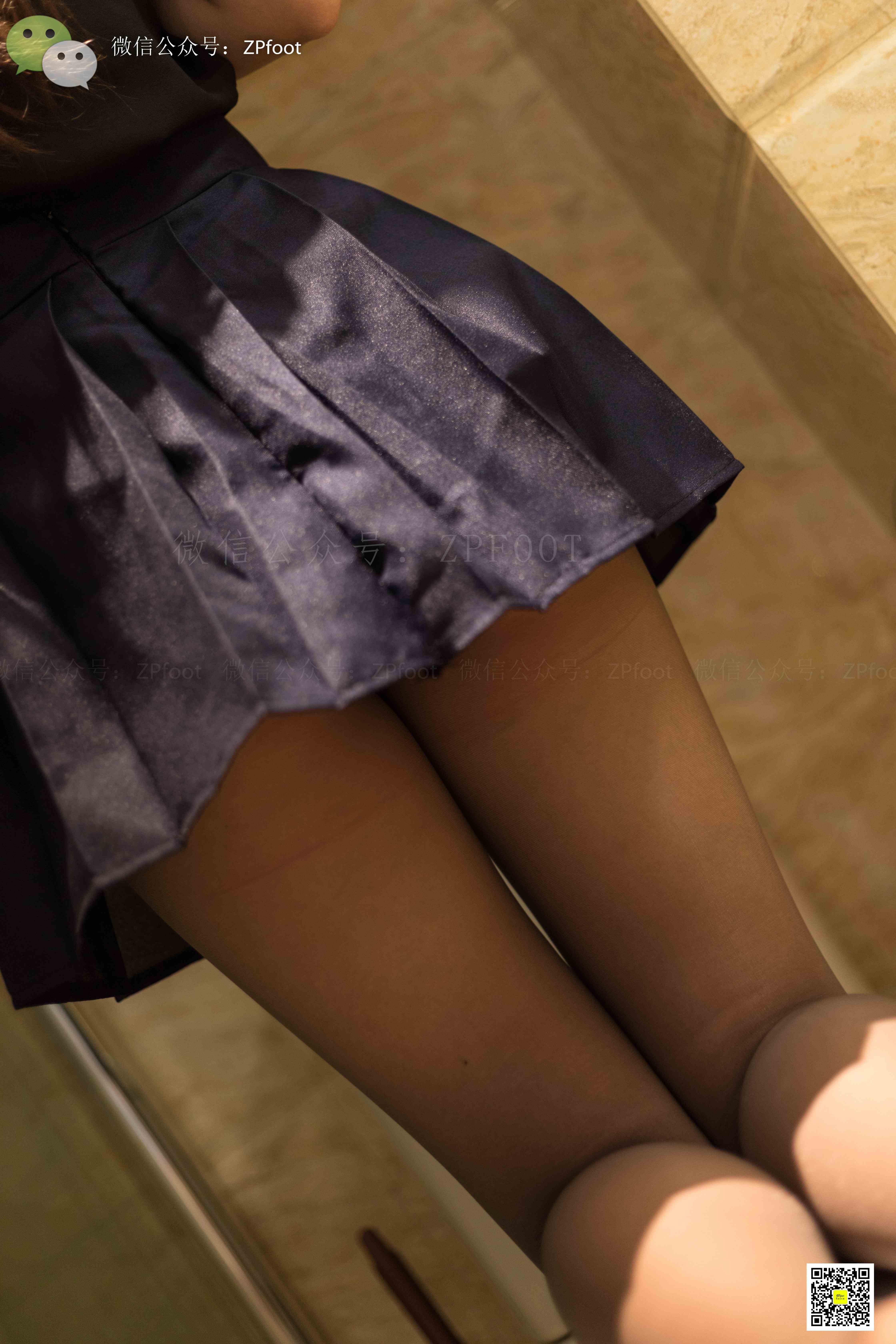 China Beauty Legs and feet 1157