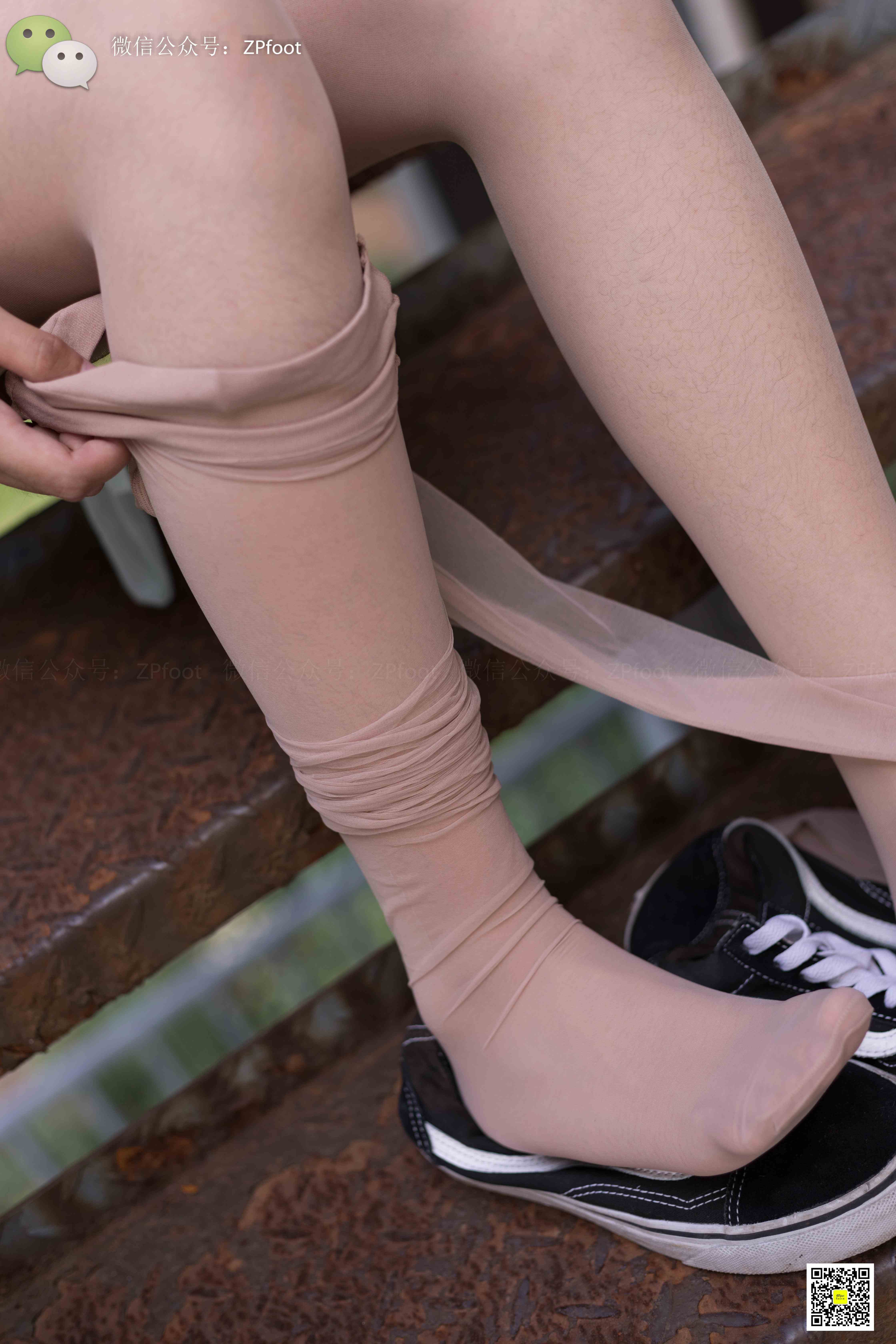 China Beauty Legs and feet 1160