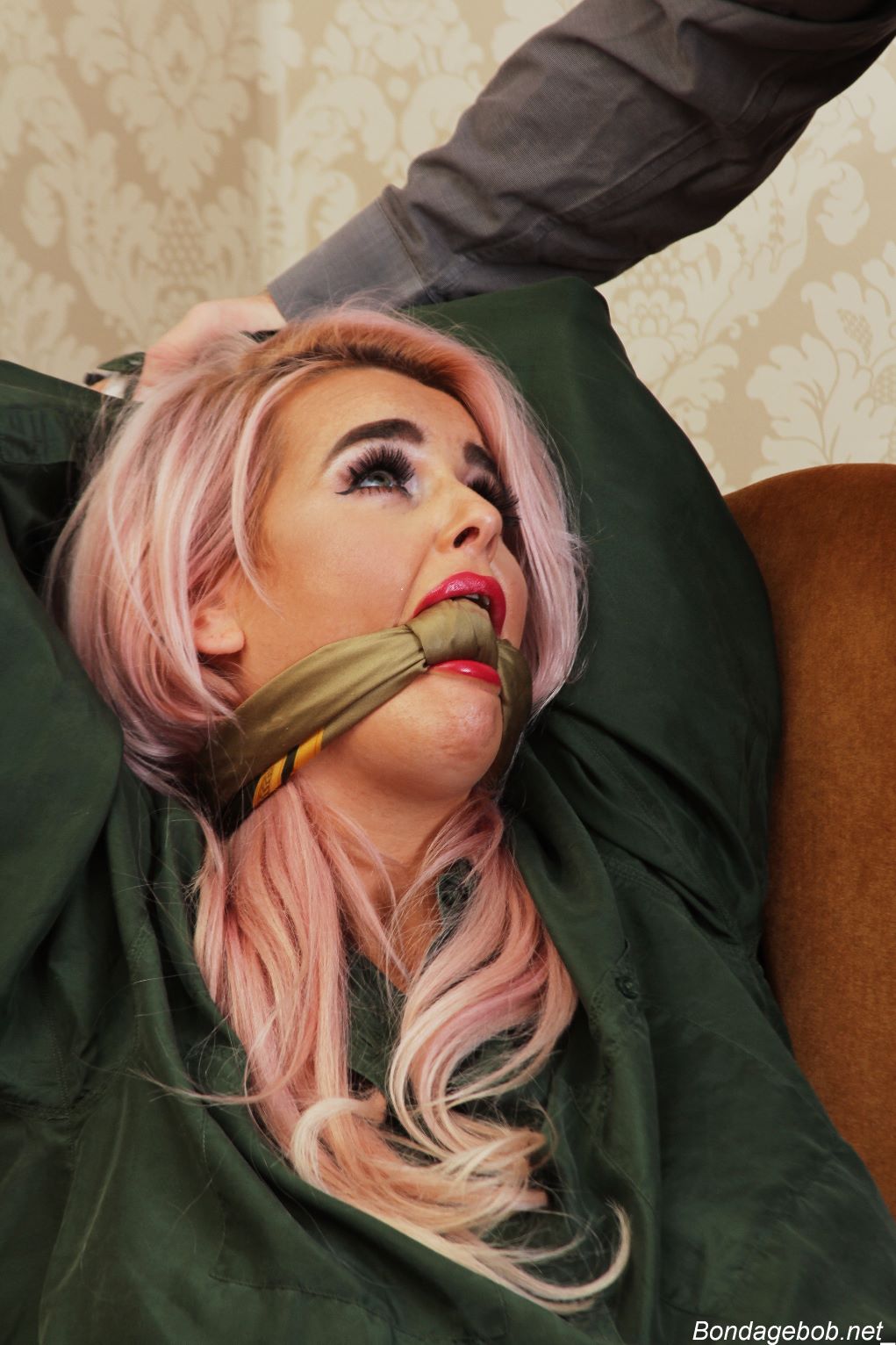 Tied Sexy Beauties 474-2