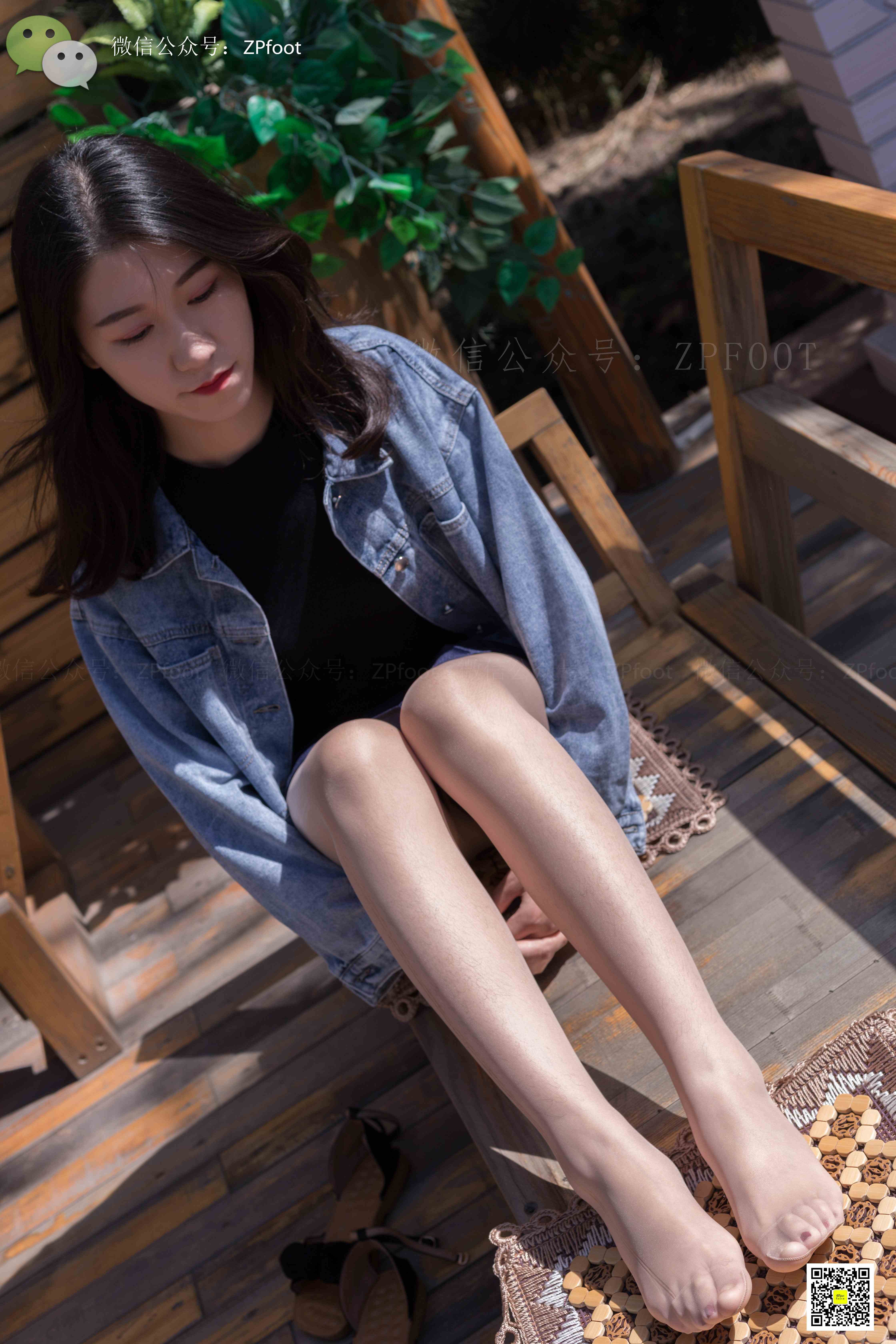 China Beauty Legs and feet 1161