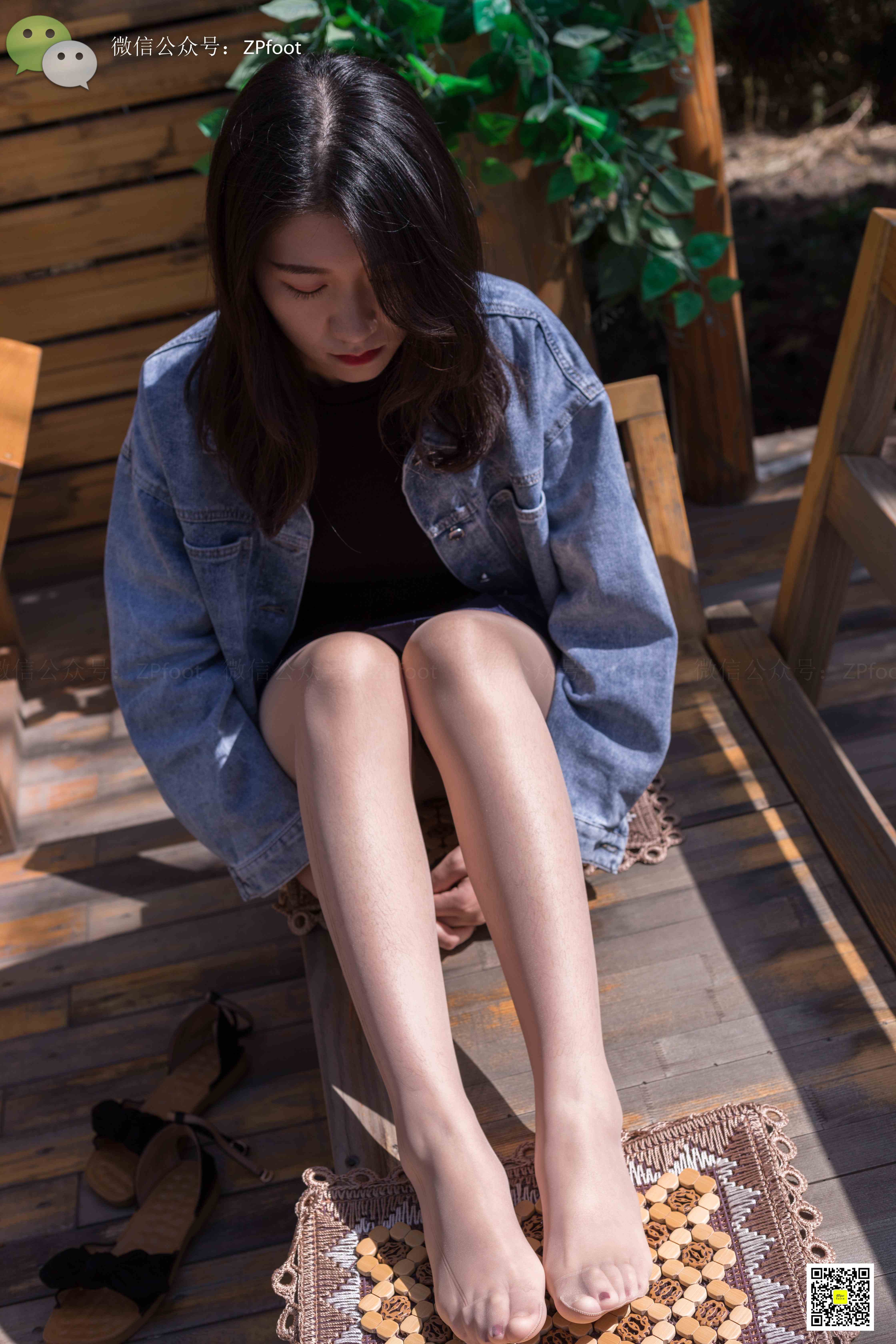 China Beauty Legs and feet 1161