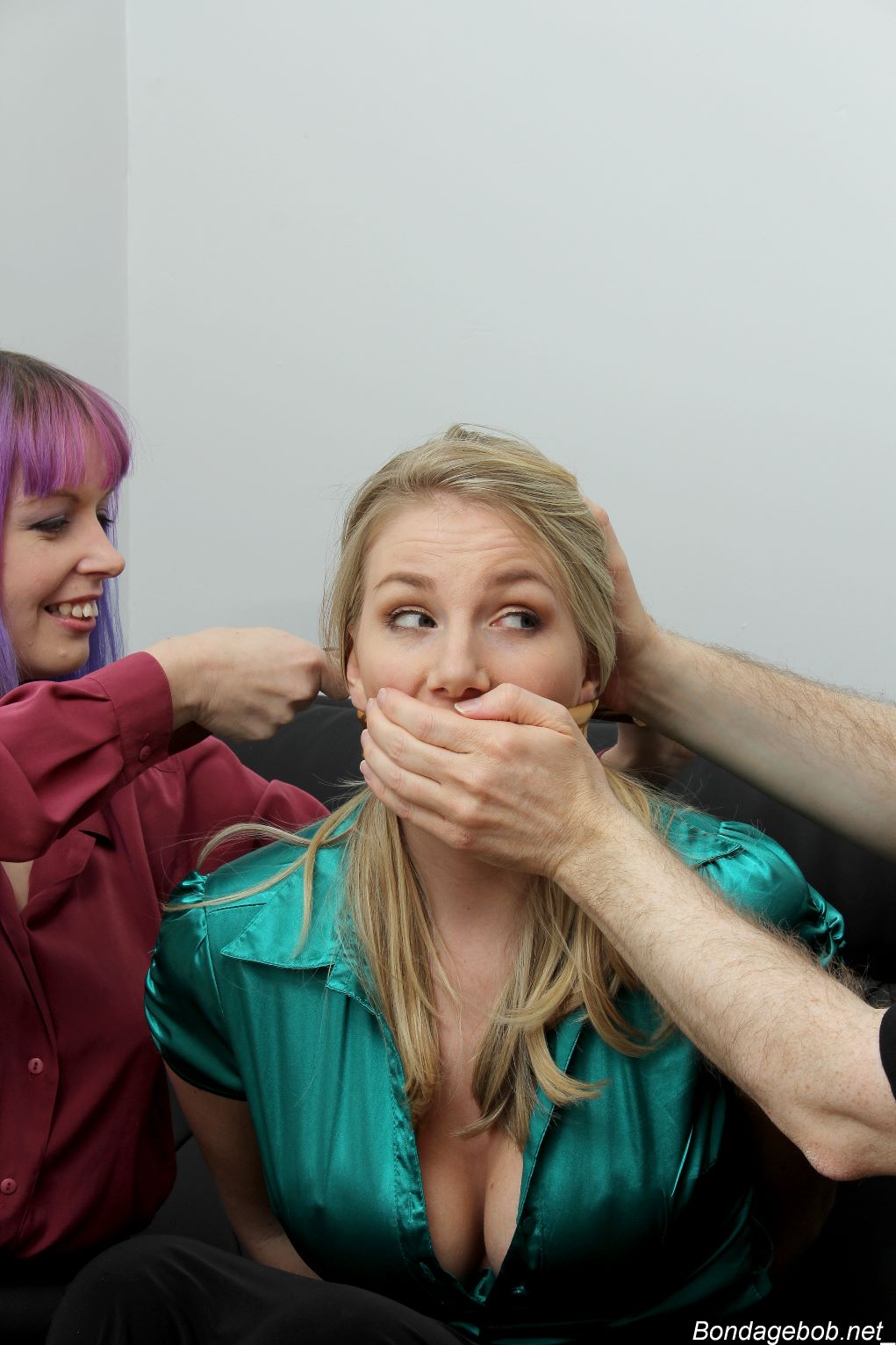 Tied Sexy Beauties 484-1