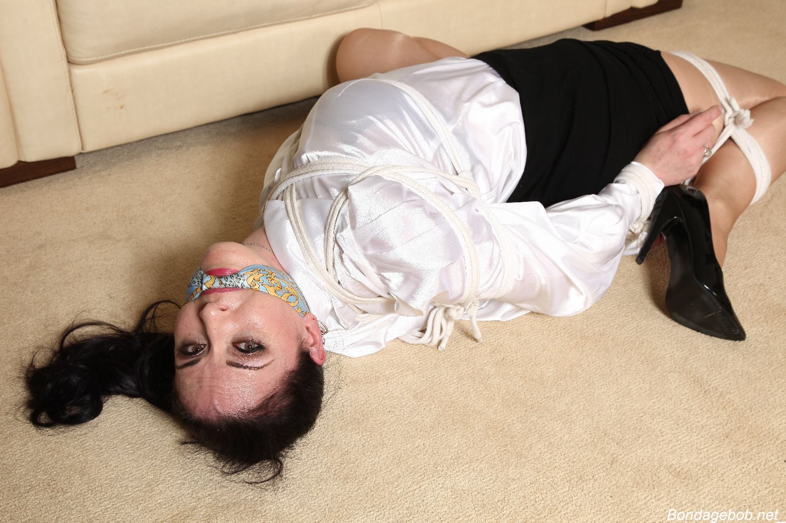 Tied Sexy Beauties 486-2