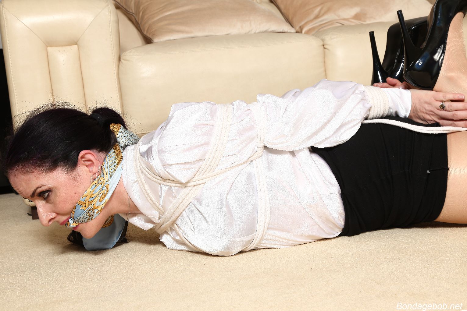 Tied Sexy Beauties 486-2