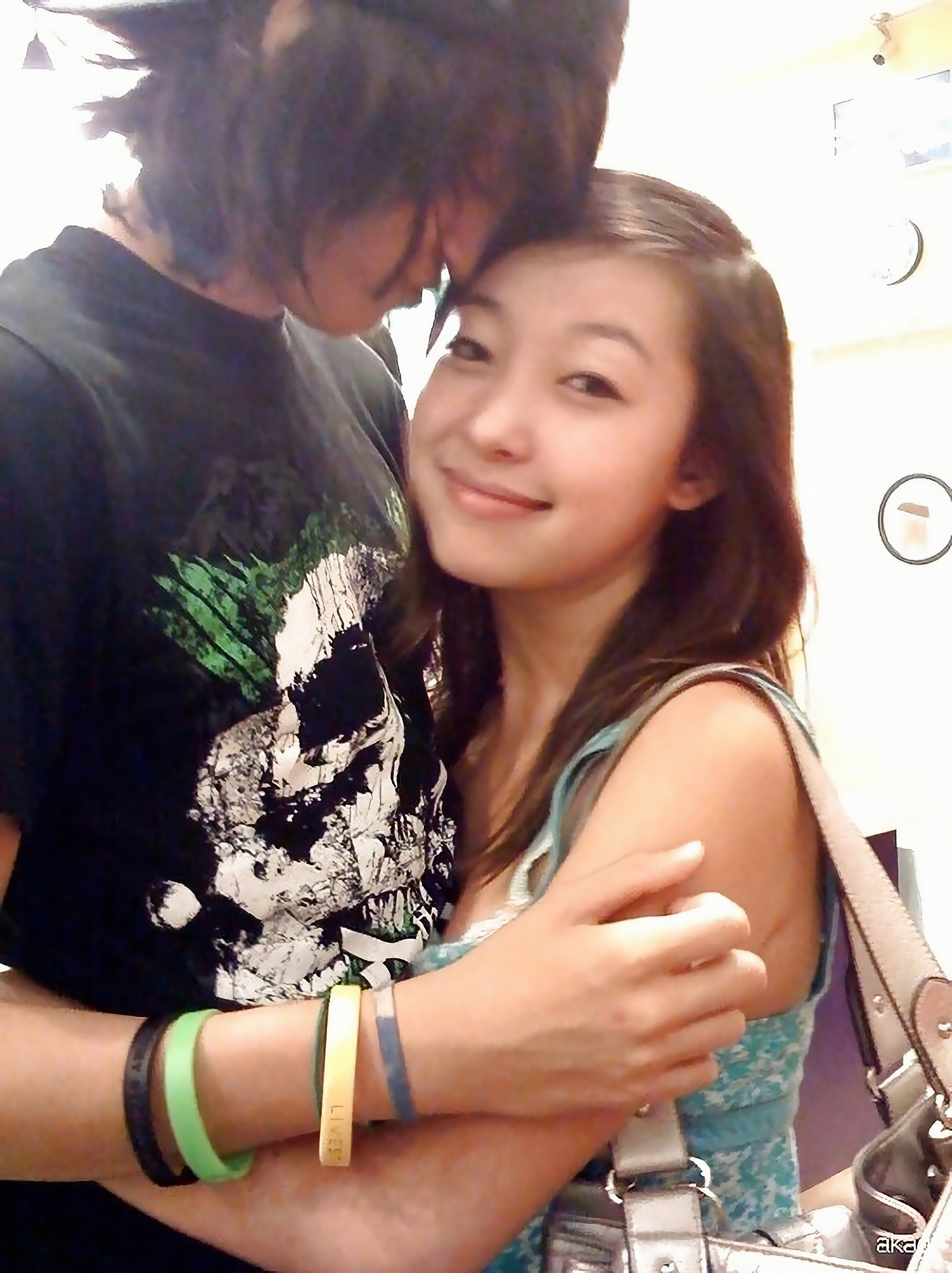 Asian slut Deira loves sucking cock