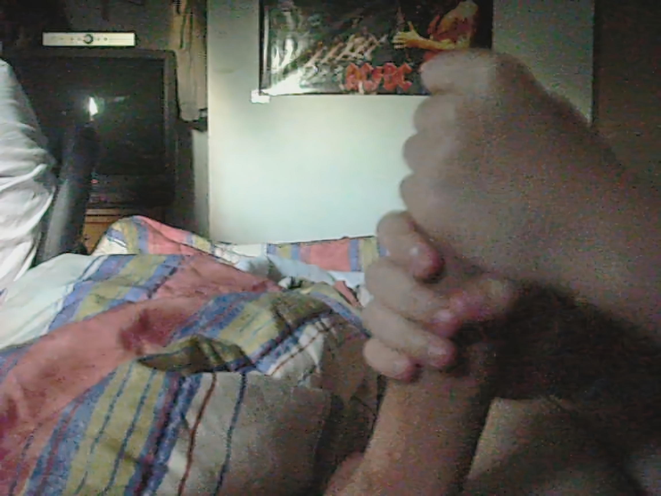 Asian slut Deira loves sucking cock