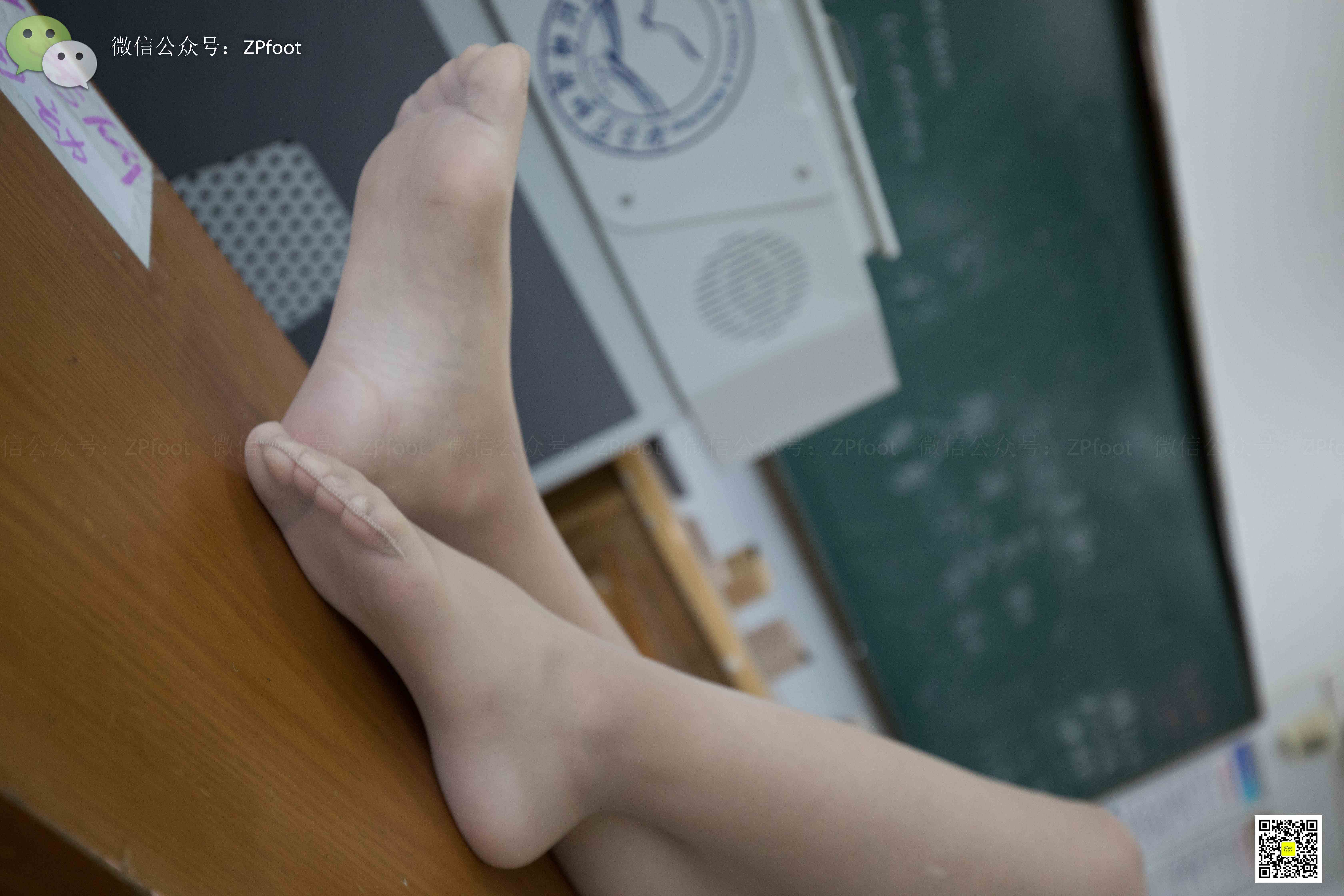 China Beauty Legs and feet 1166