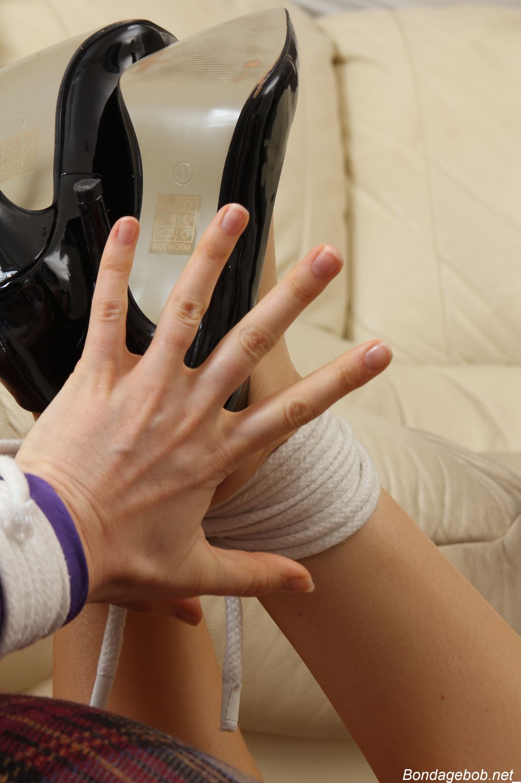 Tied Sexy Beauties 491-2