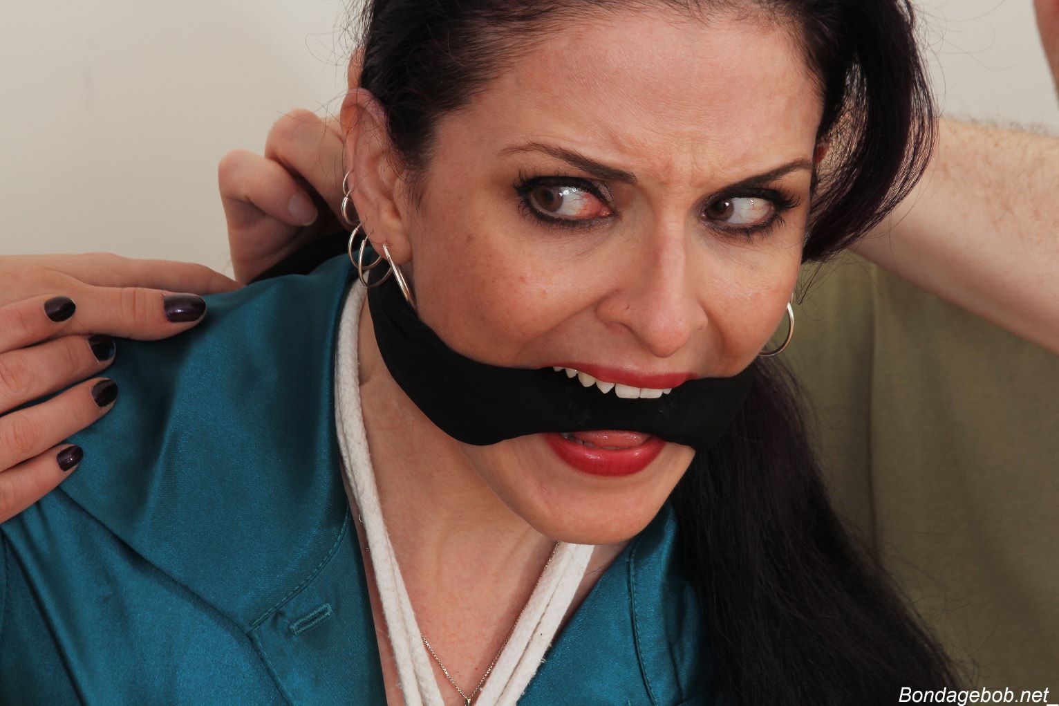 Tied Sexy Beauties 492-2