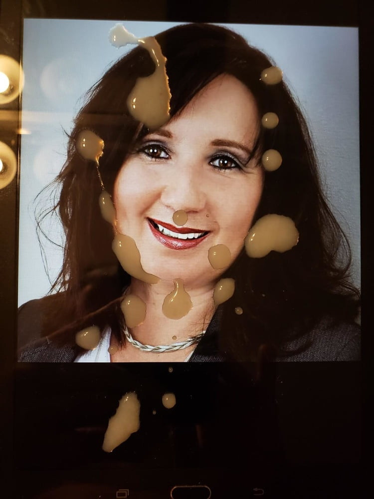 MILF Michaela the cumshot queen