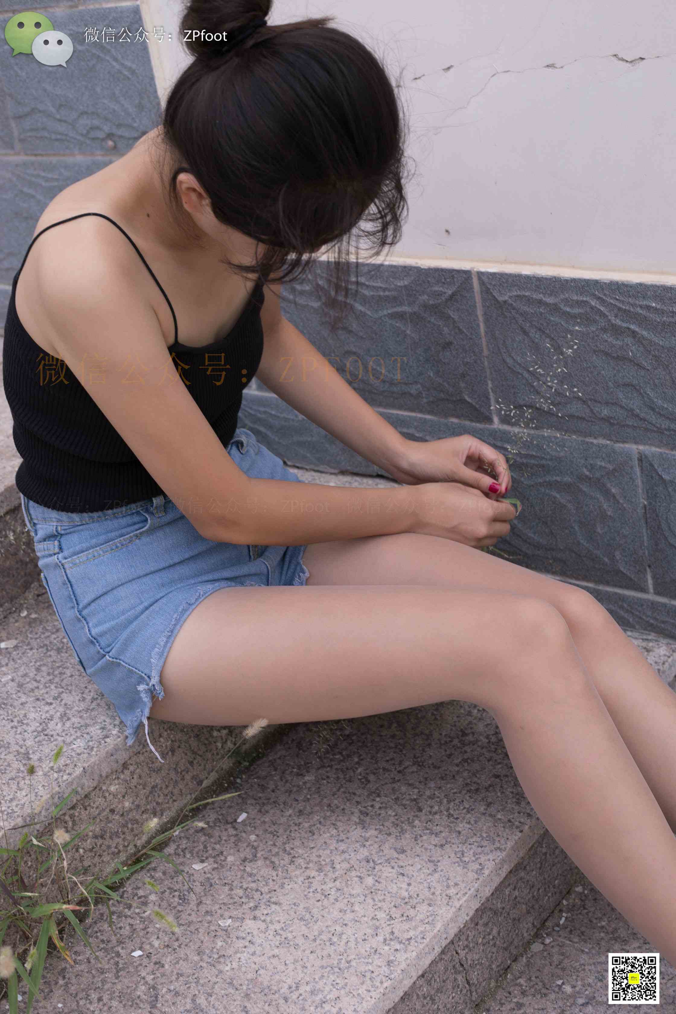 China Beauty Legs and feet 1172