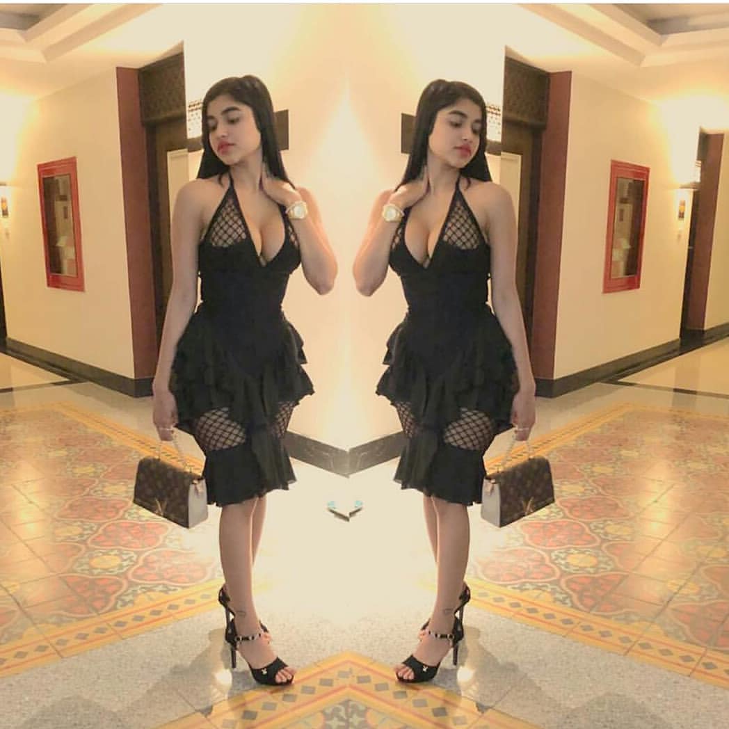 Twinkle Kapoor Naked pics HD