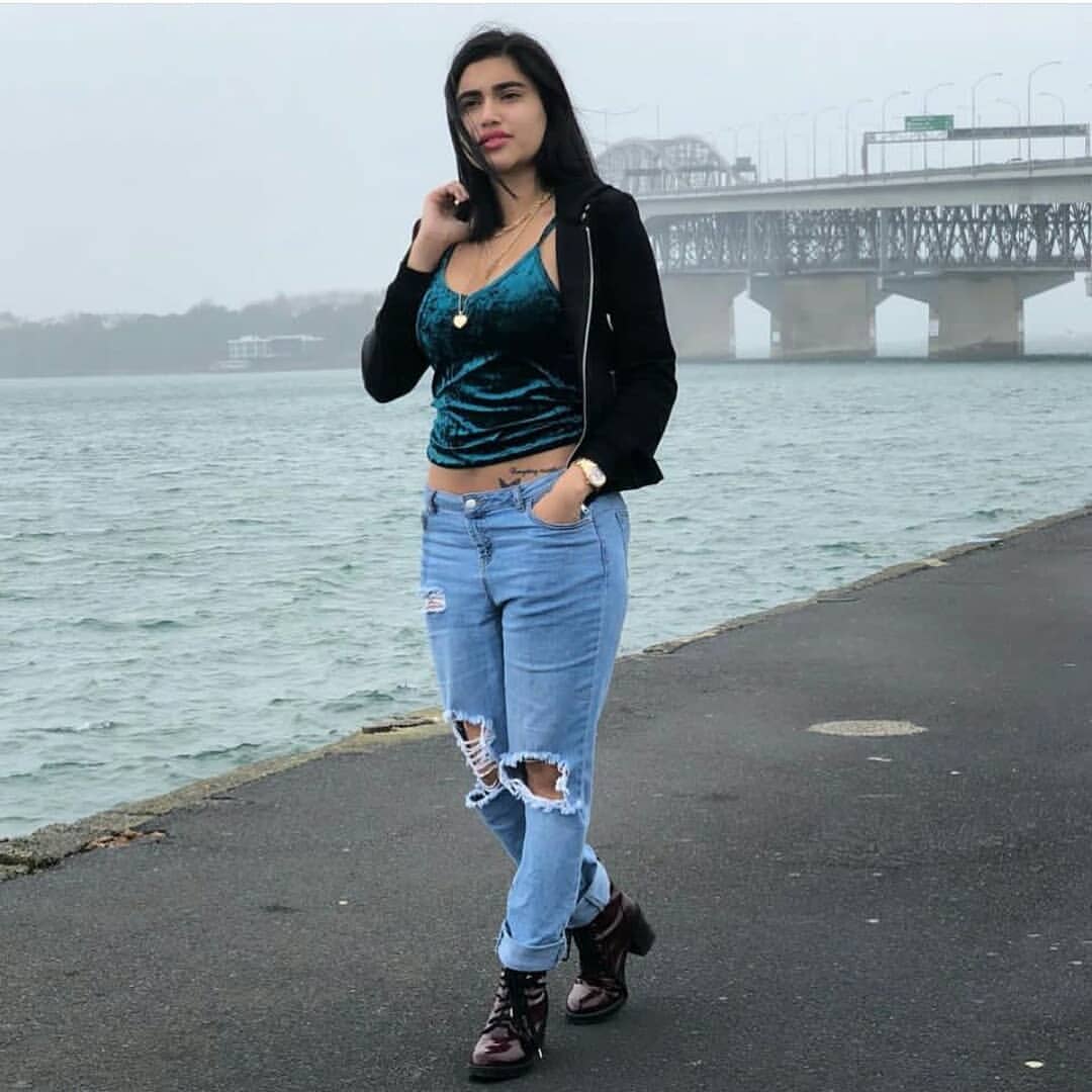 Twinkle Kapoor Naked pics HD