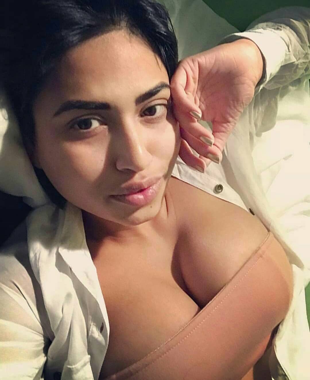 Twinkle Kapoor Naked pics HD