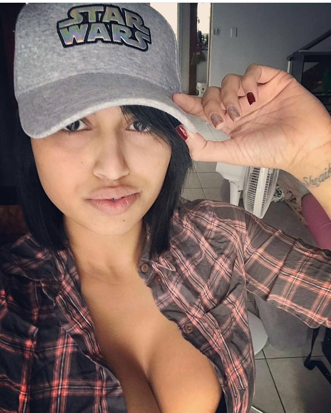 Twinkle Kapoor Naked pics HD