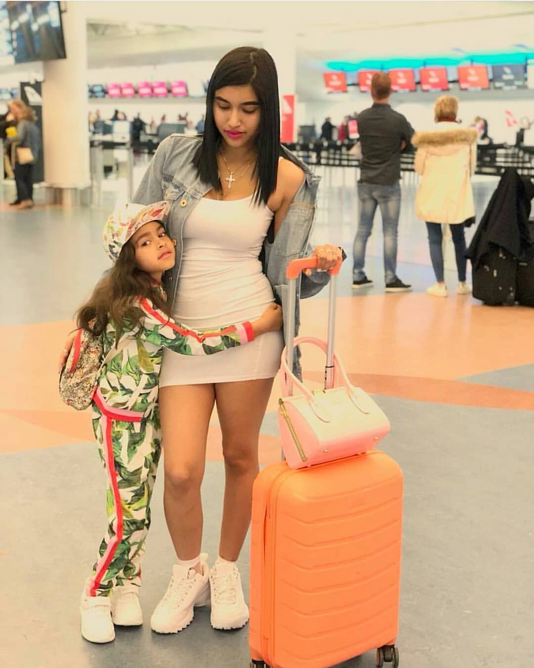 Twinkle Kapoor Naked pics HD