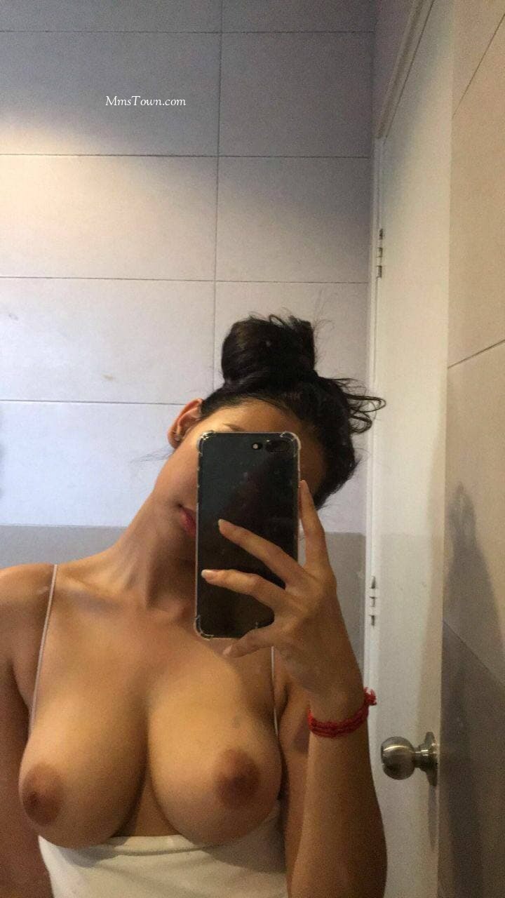 Indian Influencer HD Naked Pics