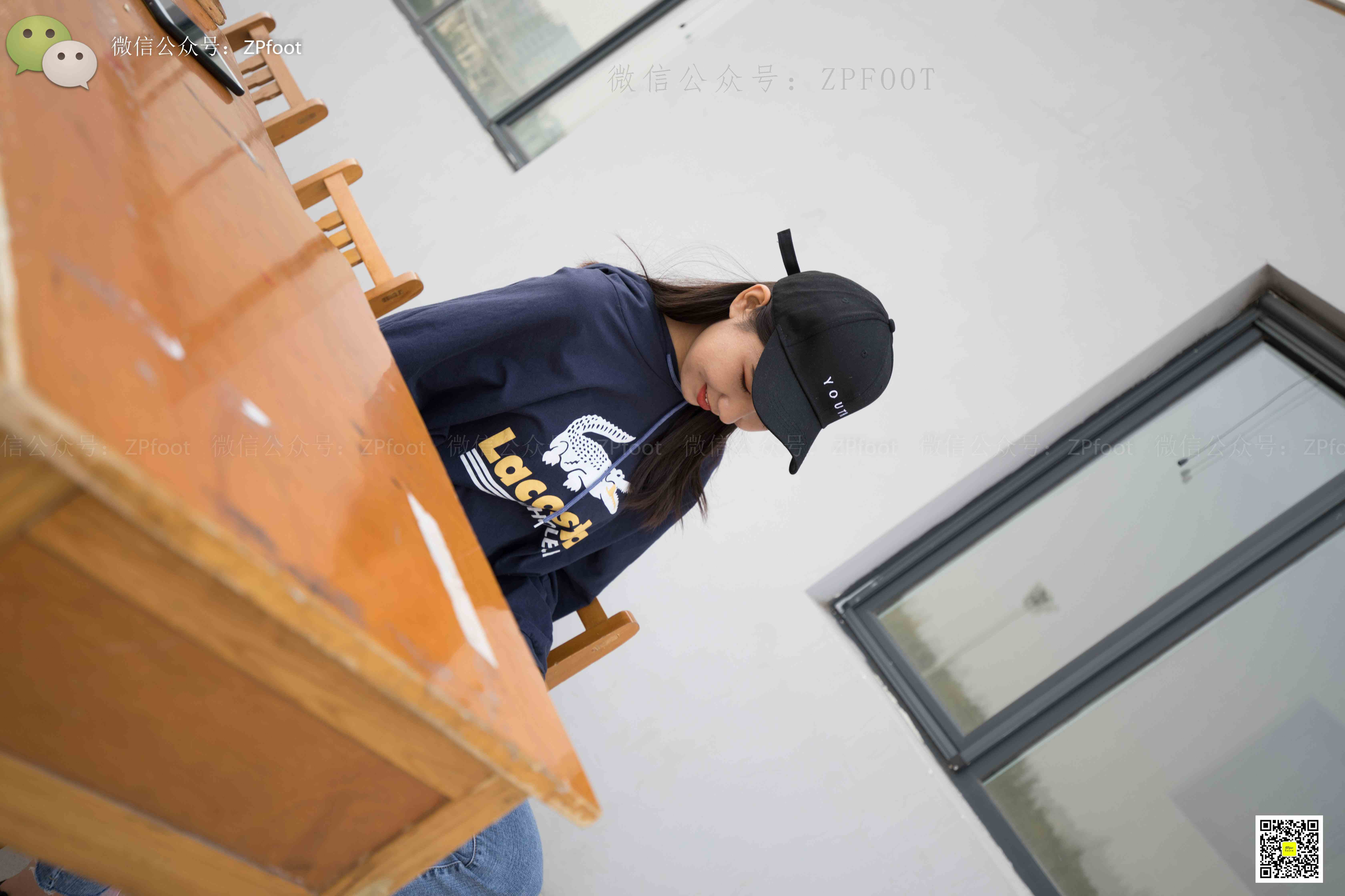 China Beauty Legs and feet 1177