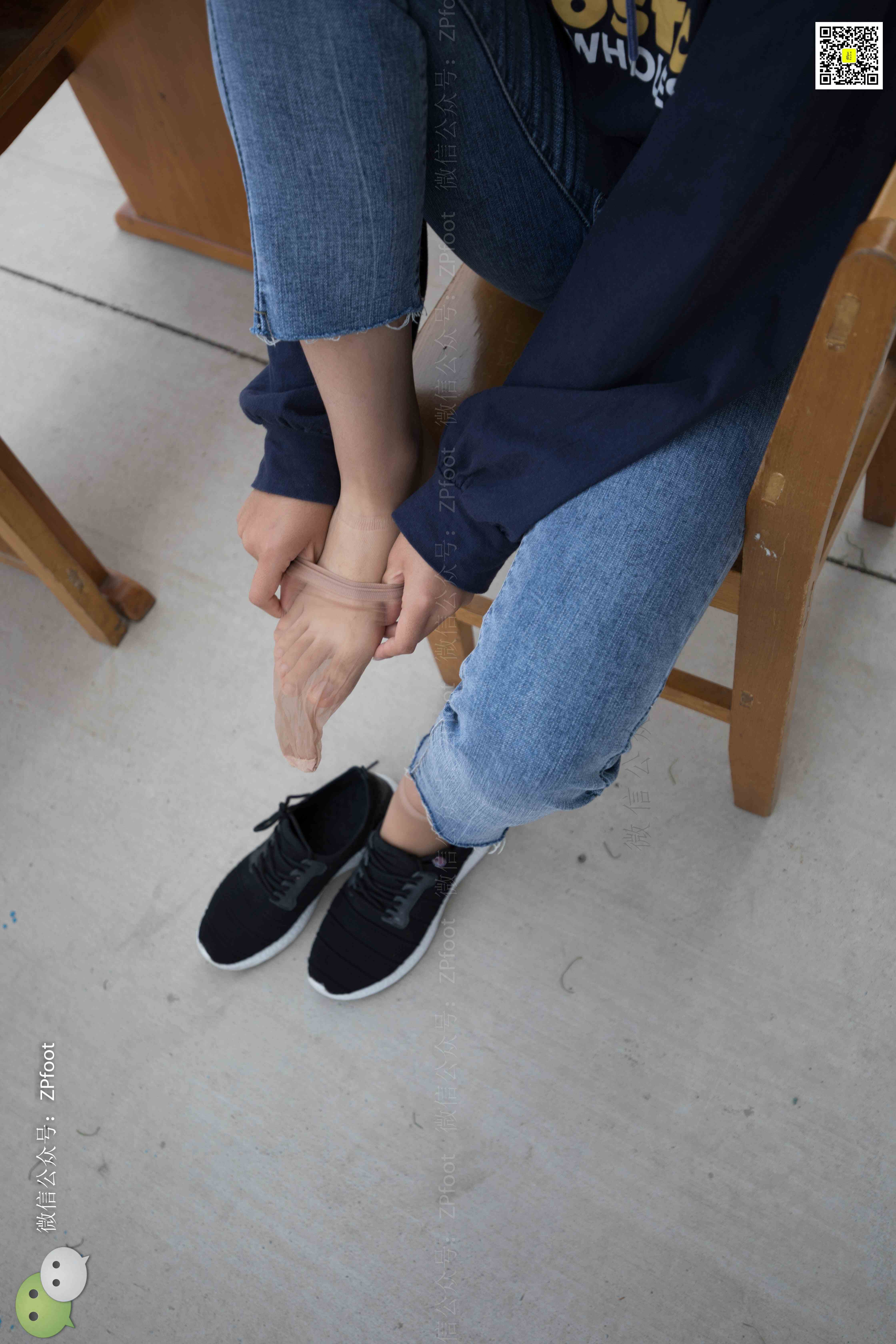 China Beauty Legs and feet 1177