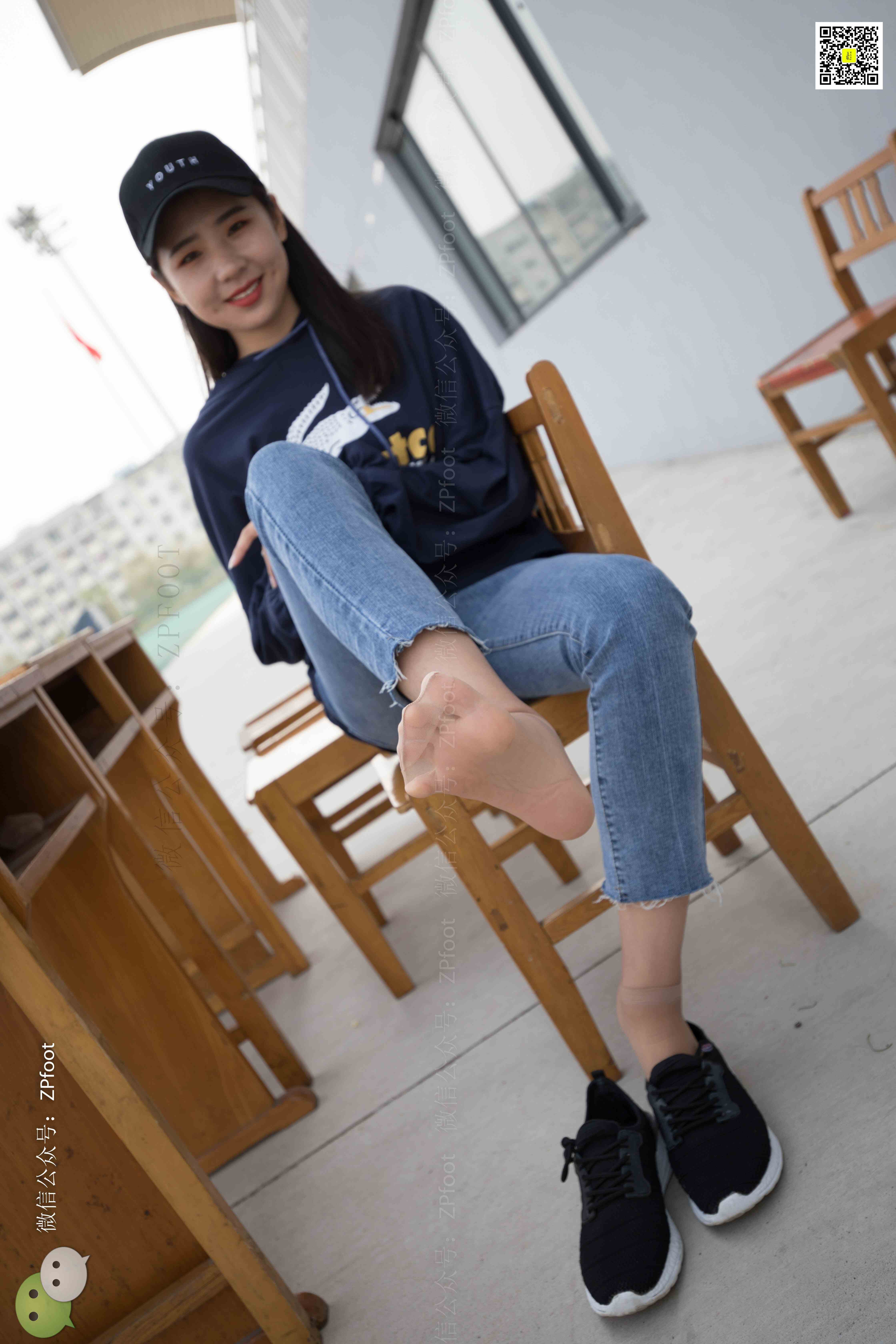 China Beauty Legs and feet 1177