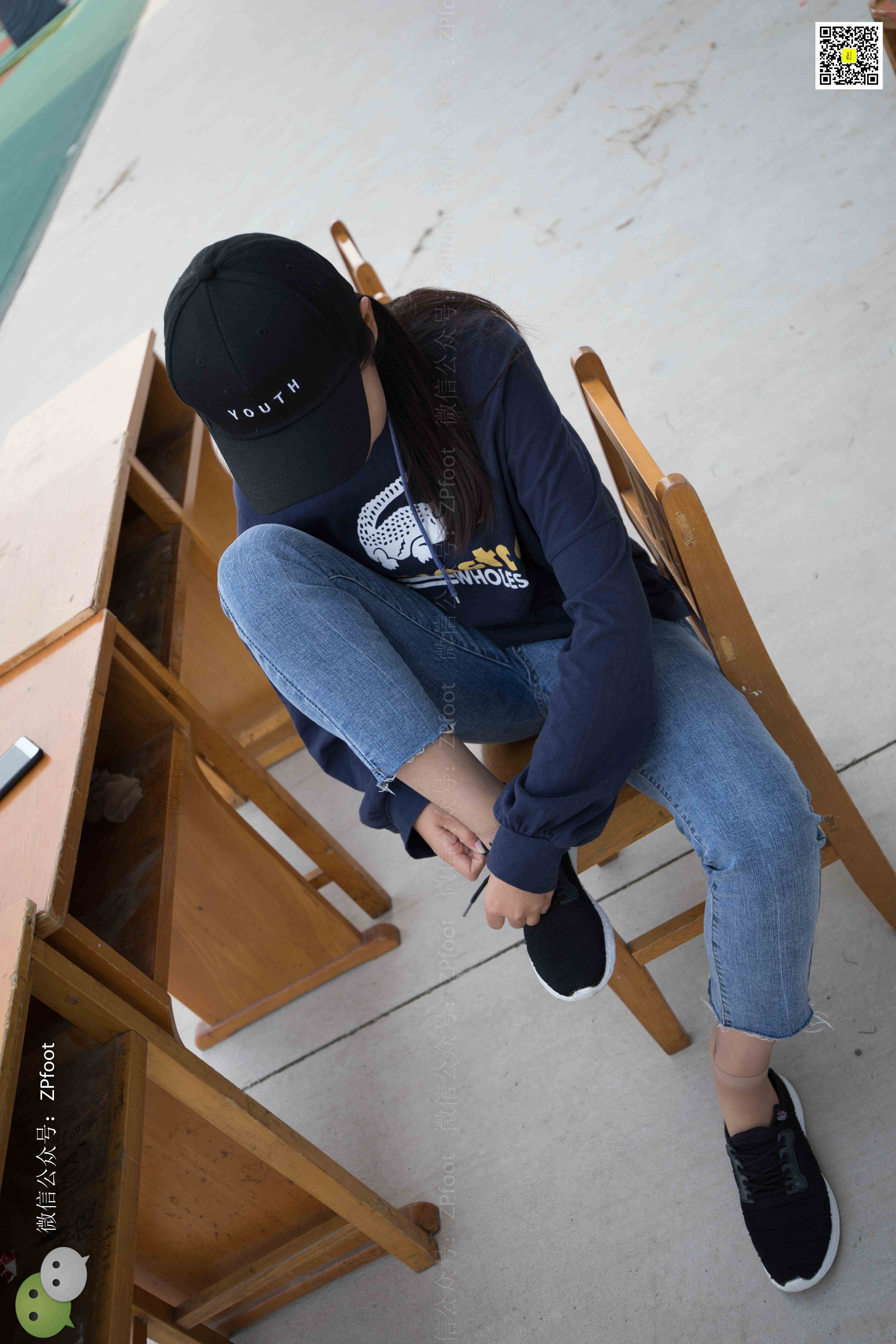 China Beauty Legs and feet 1177