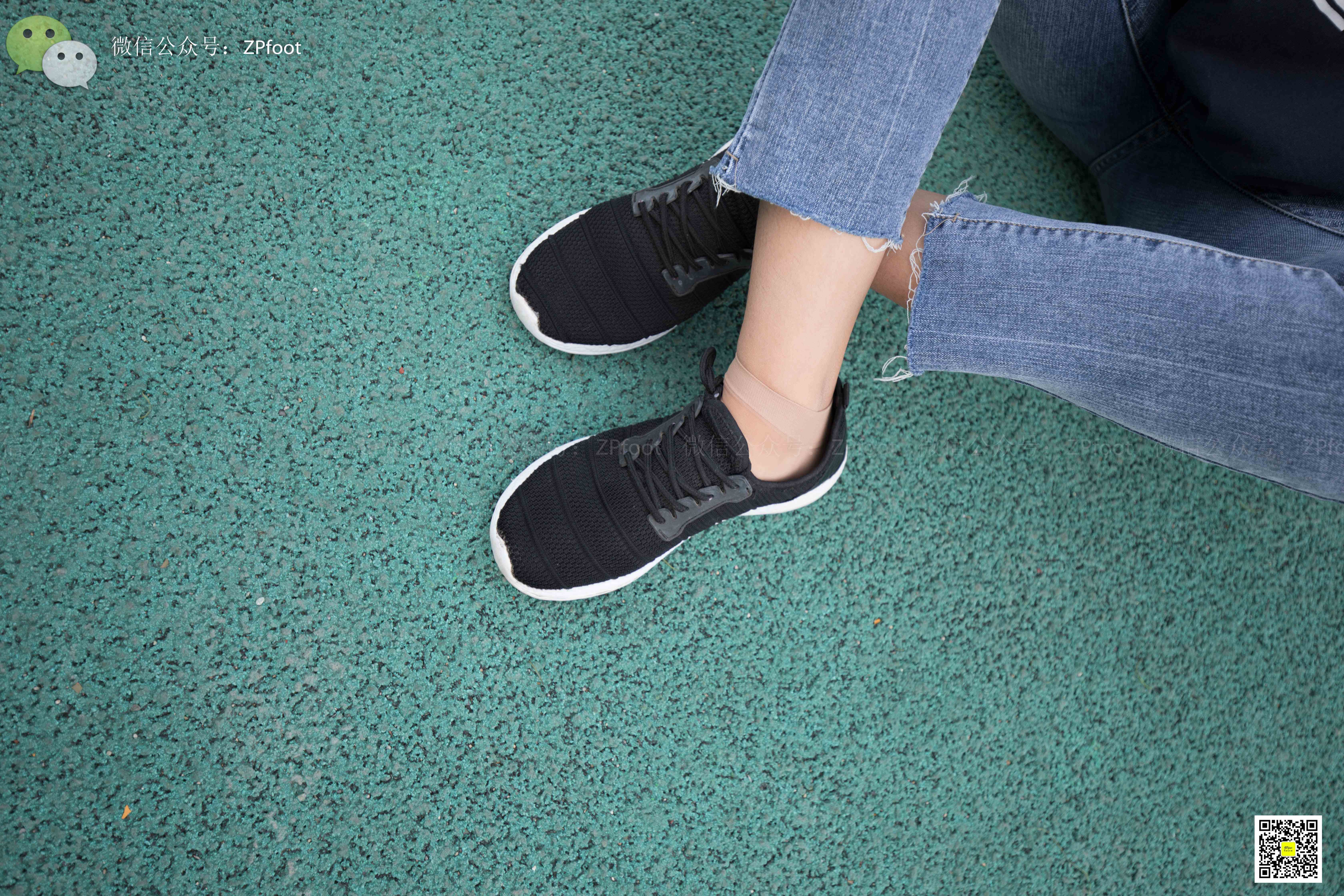 China Beauty Legs and feet 1177