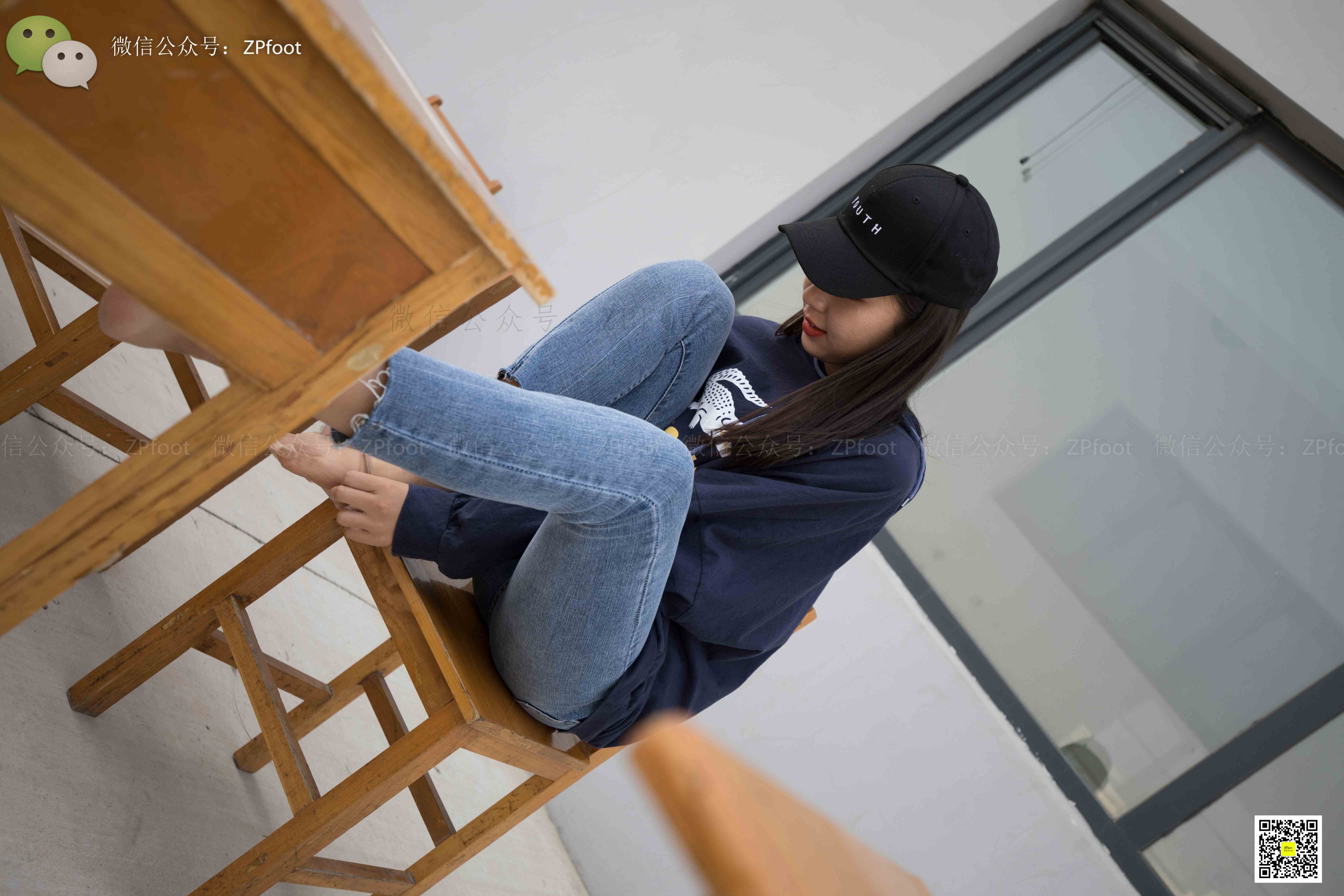 China Beauty Legs and feet 1177