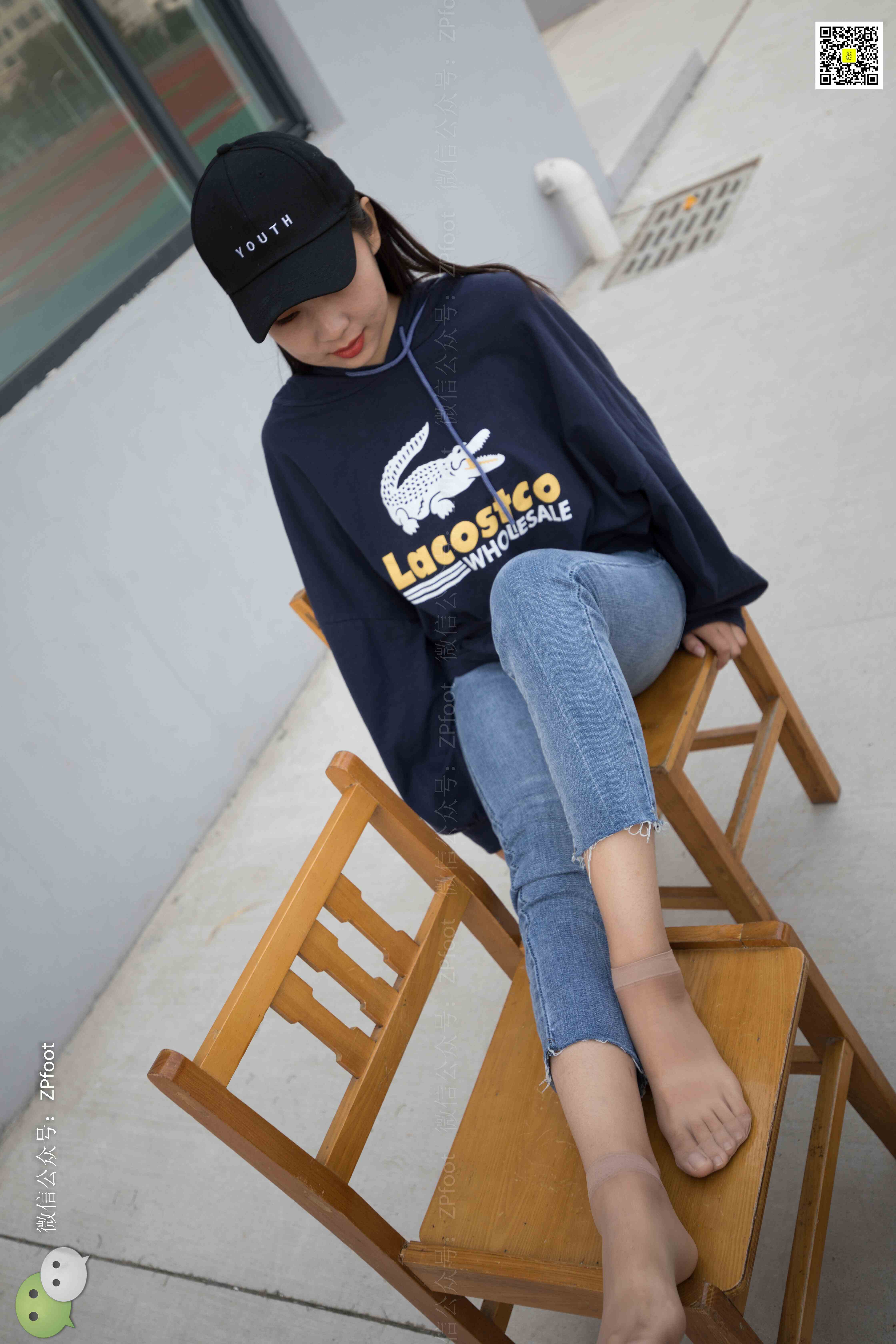 China Beauty Legs and feet 1177