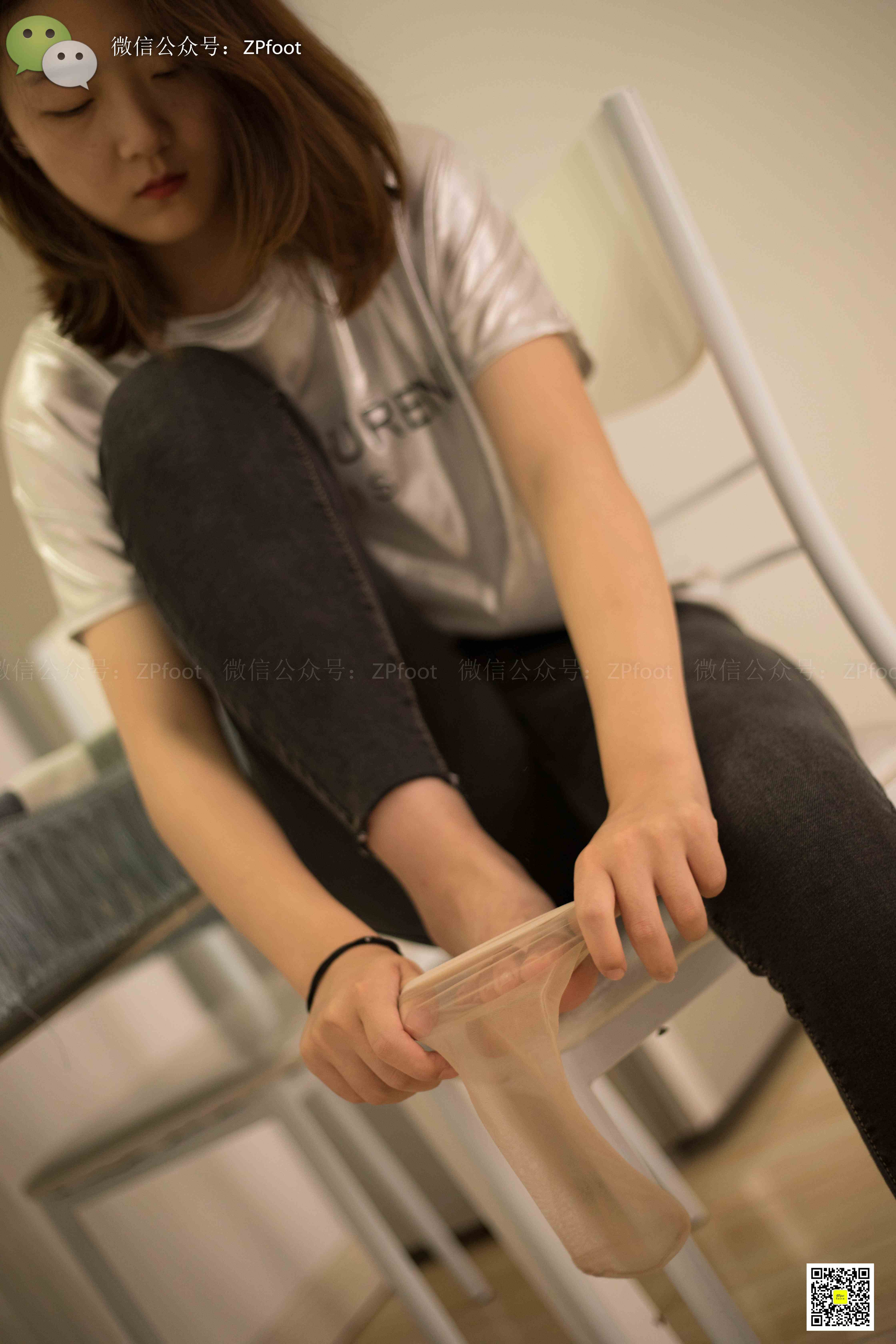 China Beauty Legs and feet 1178