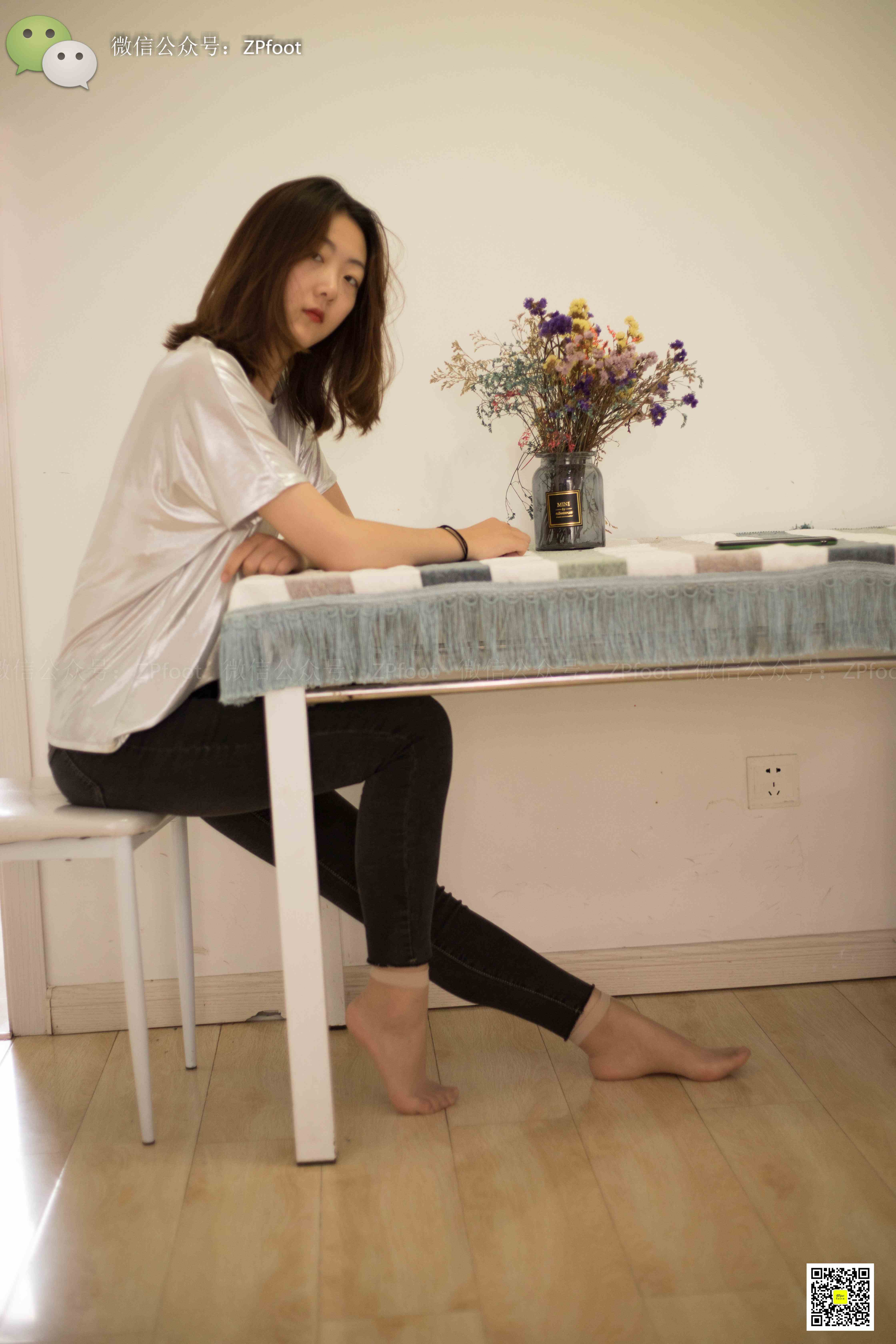 China Beauty Legs and feet 1178