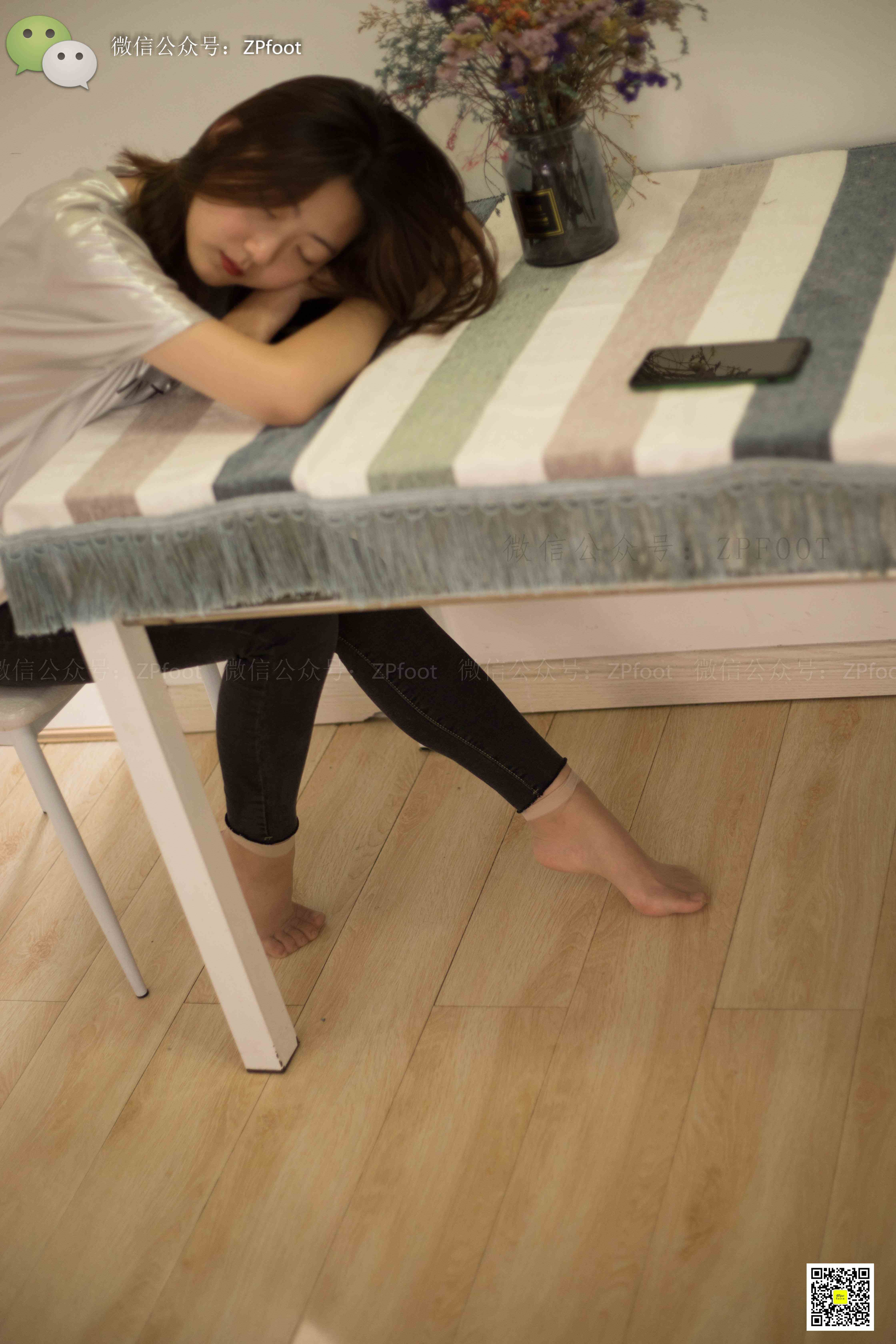 China Beauty Legs and feet 1178