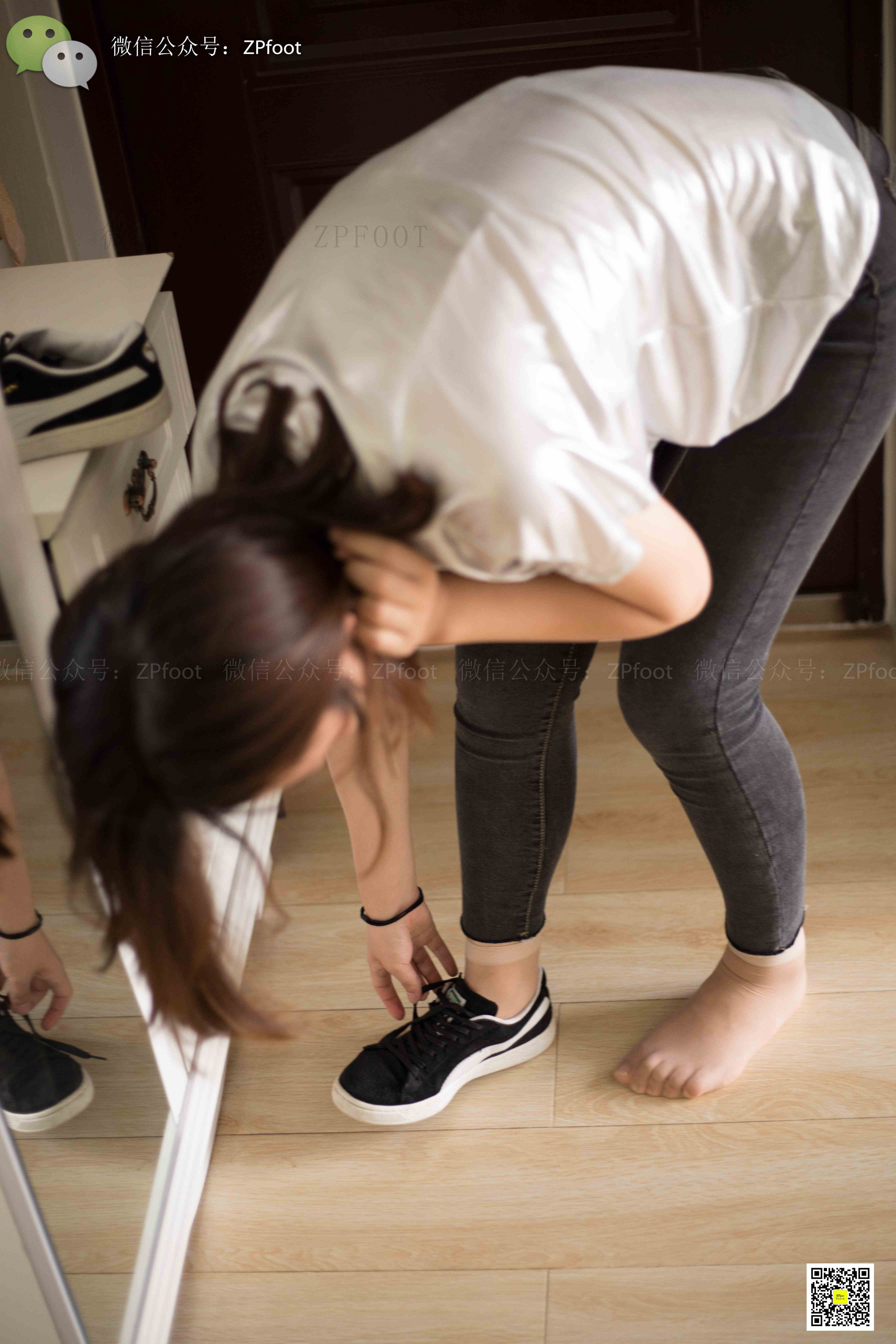 China Beauty Legs and feet 1178