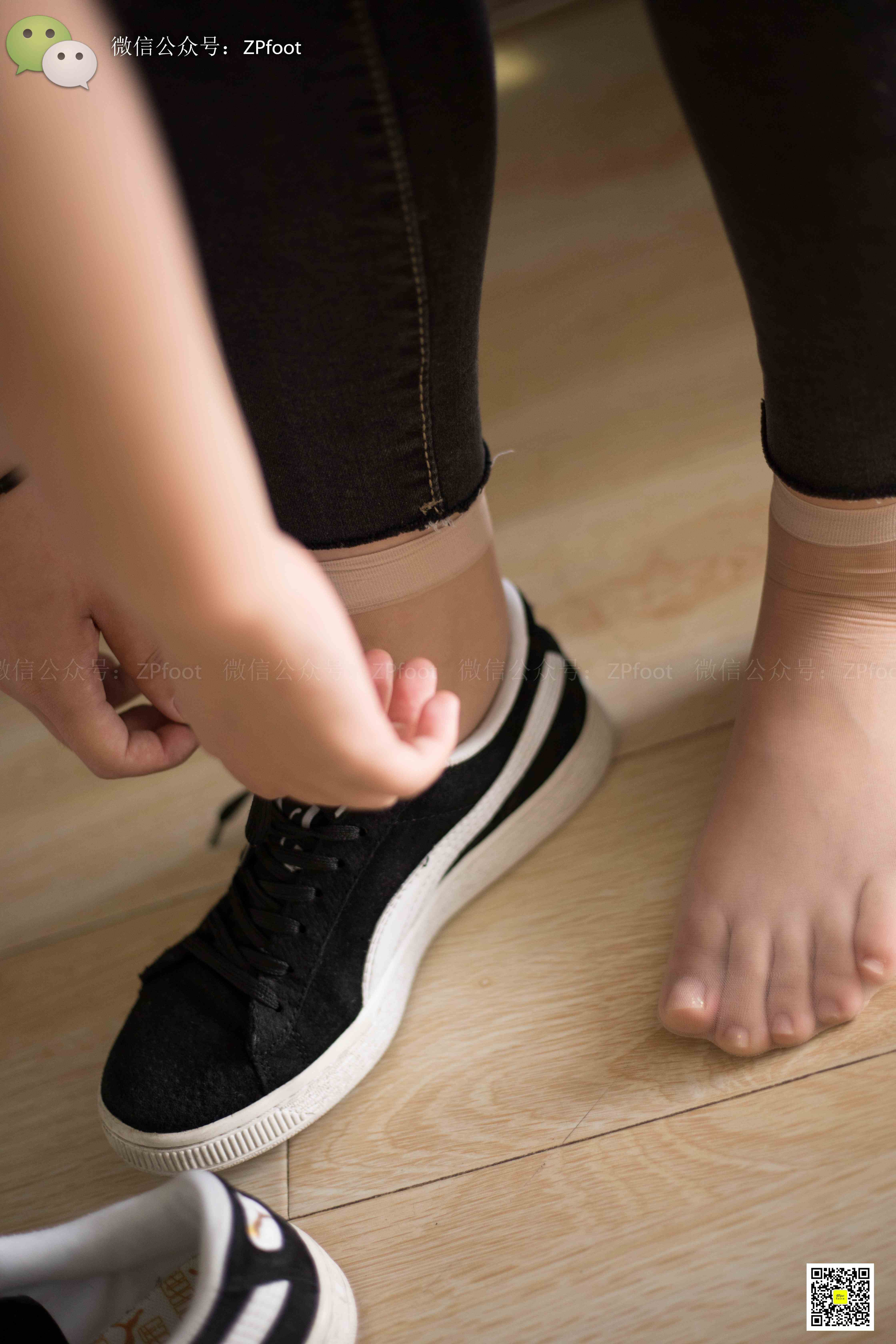 China Beauty Legs and feet 1178