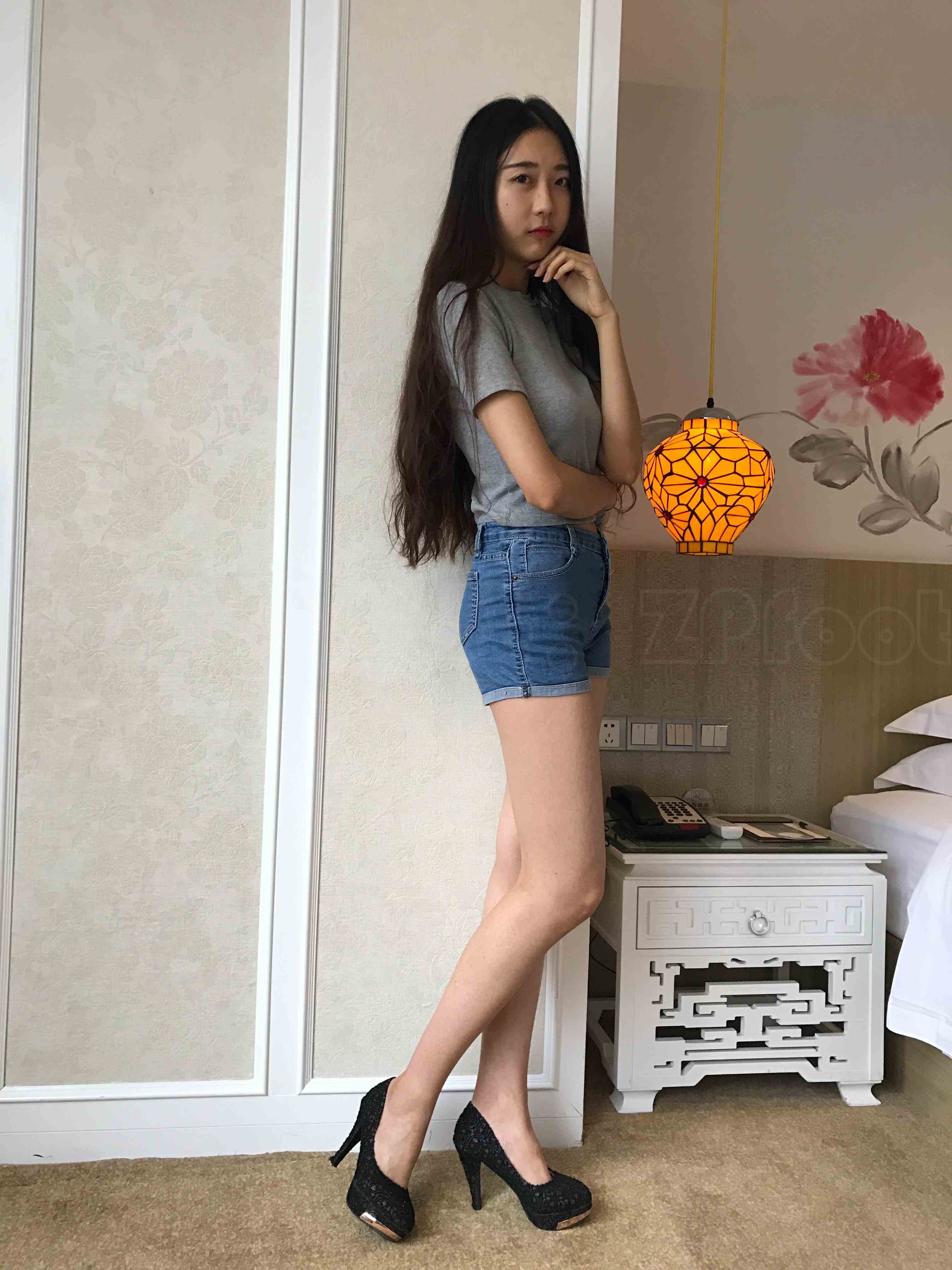 China Beauty Legs and feet 1183