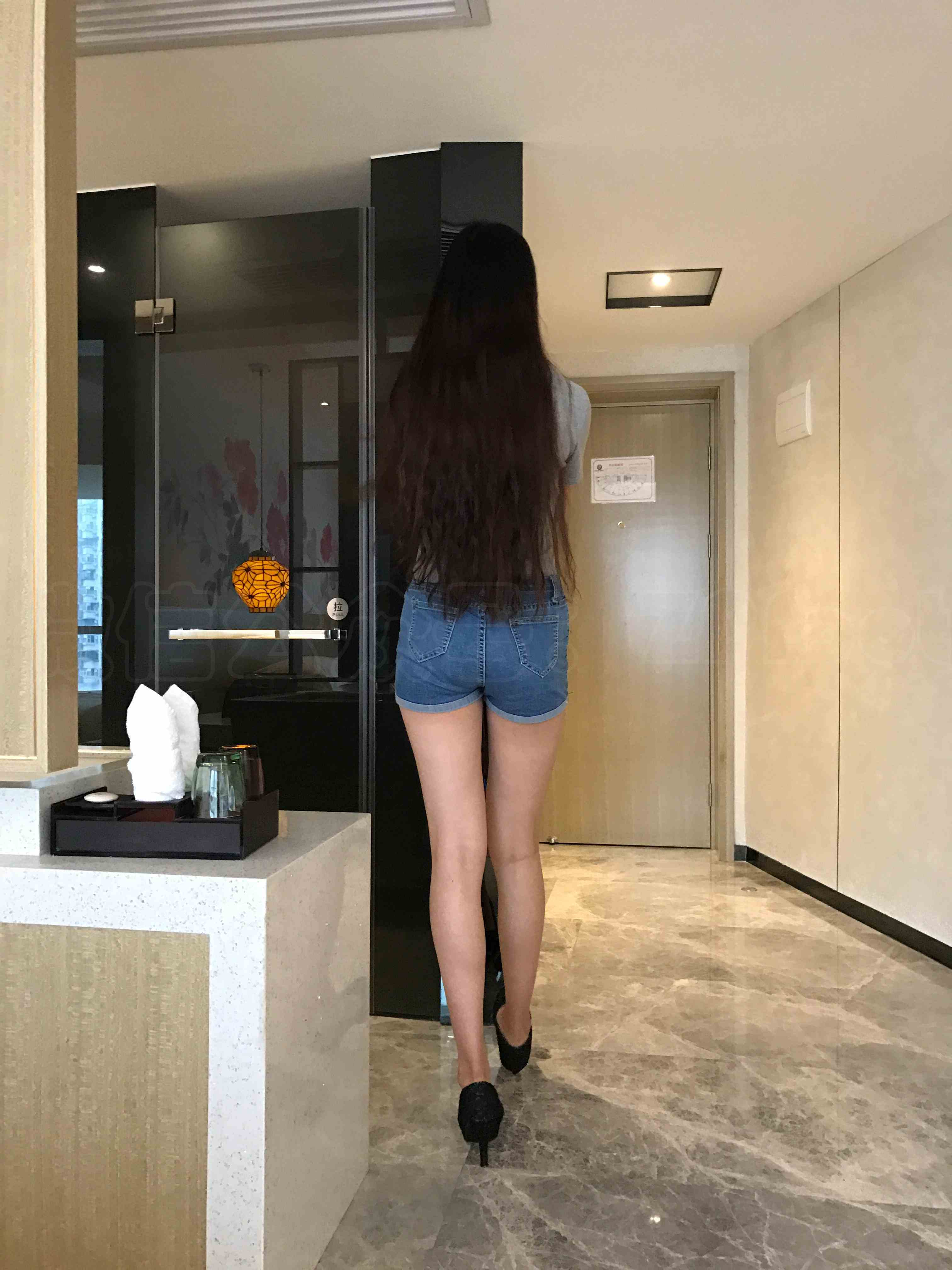 China Beauty Legs and feet 1183