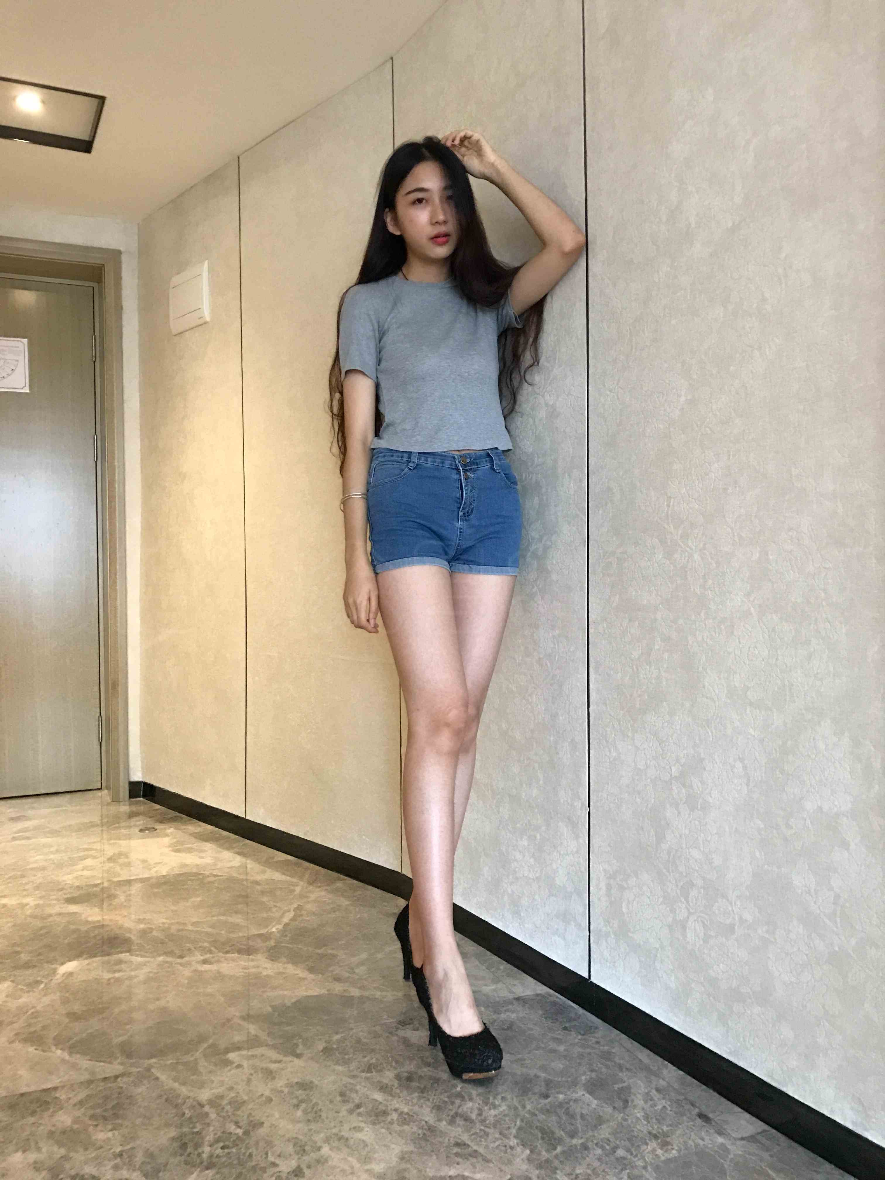 China Beauty Legs and feet 1183