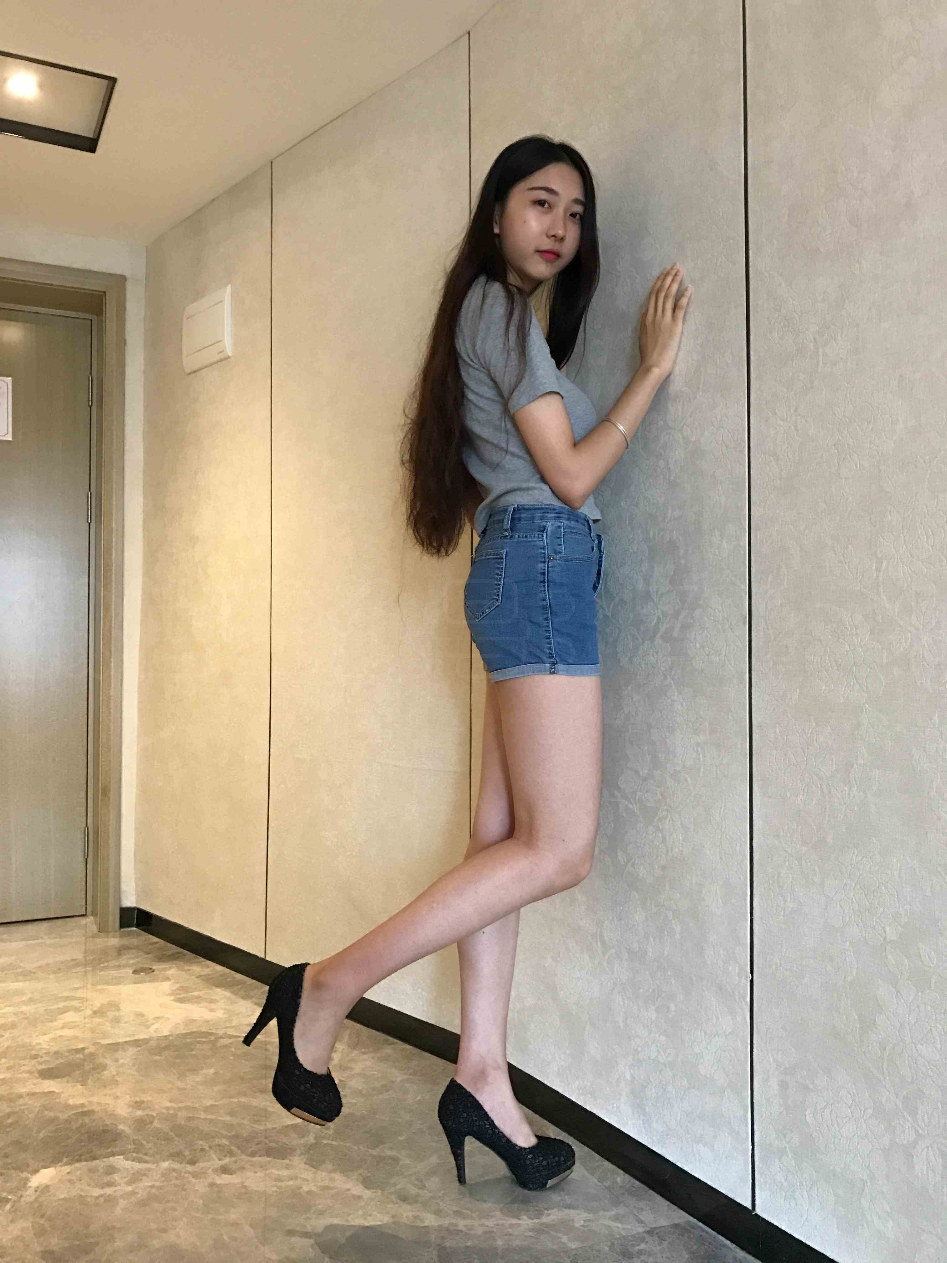 China Beauty Legs and feet 1183